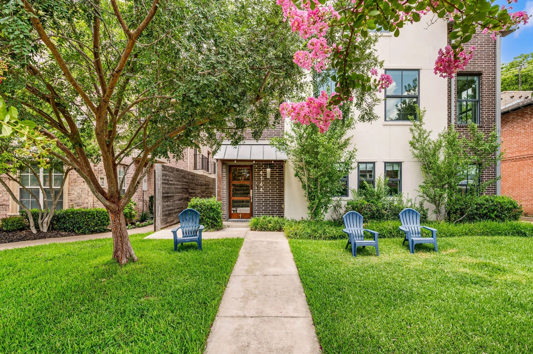 Condominium For Sale in Dallas County , 4144 Druid Lane 1, University Park, Texas 75205, 3 Bedroom, 3 Bathroom, 3 Garage spaces, 2,370 Sqft, built in 2015, Price $1,275,000, mls#21304968, Real Estate Agent in University Park, Homes For Sale in Dallas county, Homes For Sale in University Park, Realtor in University Park Texas, Real Estate Brokerage Independent Realty Texas, Luminita Cordes Realtor