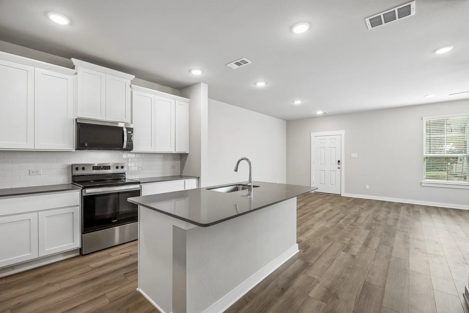 Townhouse For Sale in Tarrant County , 258 Territory Trail 19, Fort Worth, Texas 76120, 3 Bedroom, 3 Bathroom, 2 Garage spaces, 1,734 Sqft, built in 2026, mls#21313284, Real Estate Agent in Fort Worth, Homes For Sale in Tarrant county, Homes For Sale in Fort Worth, Realtor in Fort Worth Texas, Real Estate Brokerage Independent Realty Texas, Luminita Cordes Realtor