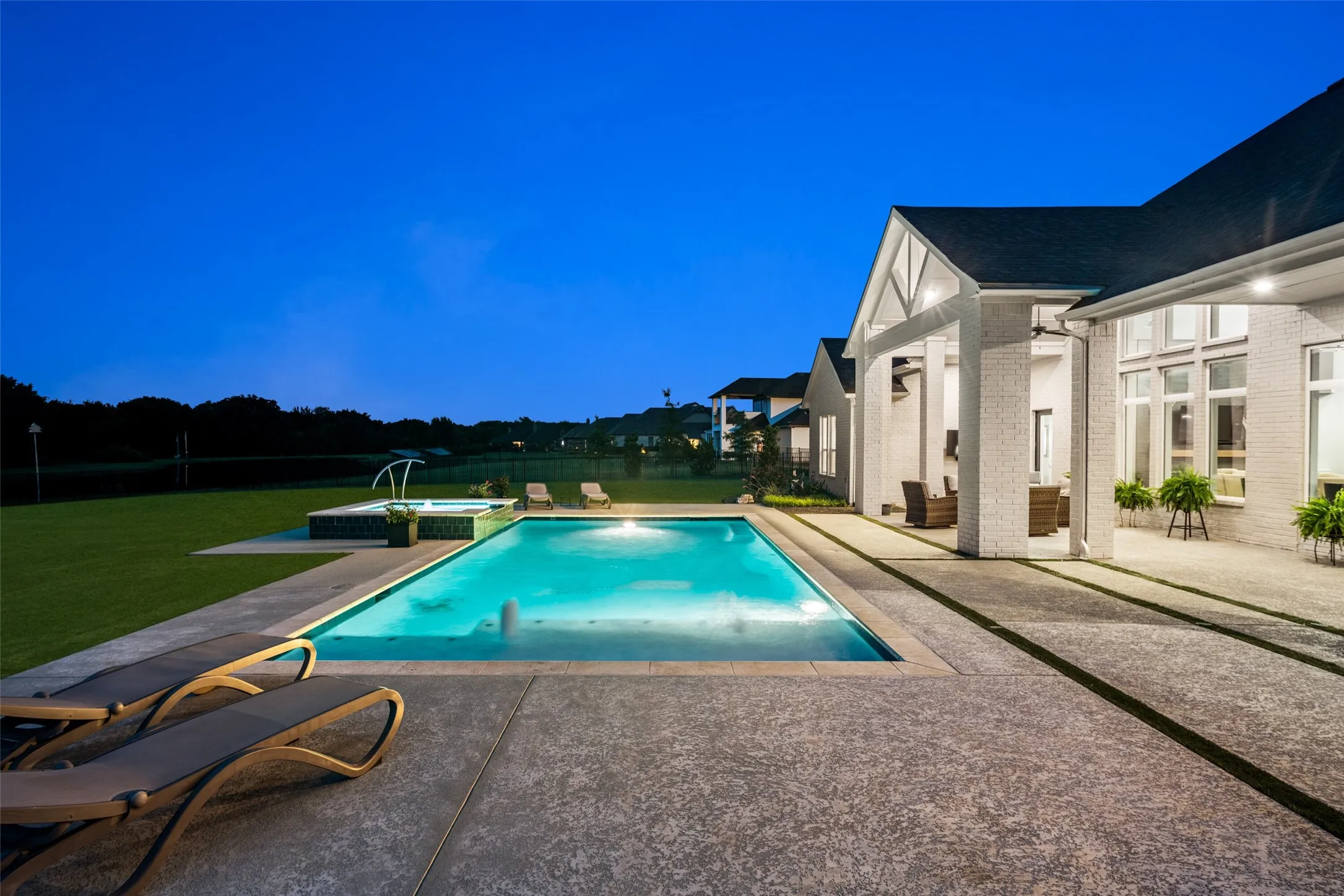 Single Family Residence For Sale in Collin County , 701 Inverness Lane, Lucas, Texas 75002, 5 Bedroom, 6 Bathroom, 3 Garage spaces, 4,661 Sqft, built in 2020, mls#21307783, Real Estate Agent in Lucas, Homes For Sale in Collin county, Homes For Sale in Lucas, Realtor in Lucas Texas, Real Estate Brokerage Independent Realty Texas, Luminita Cordes Realtor