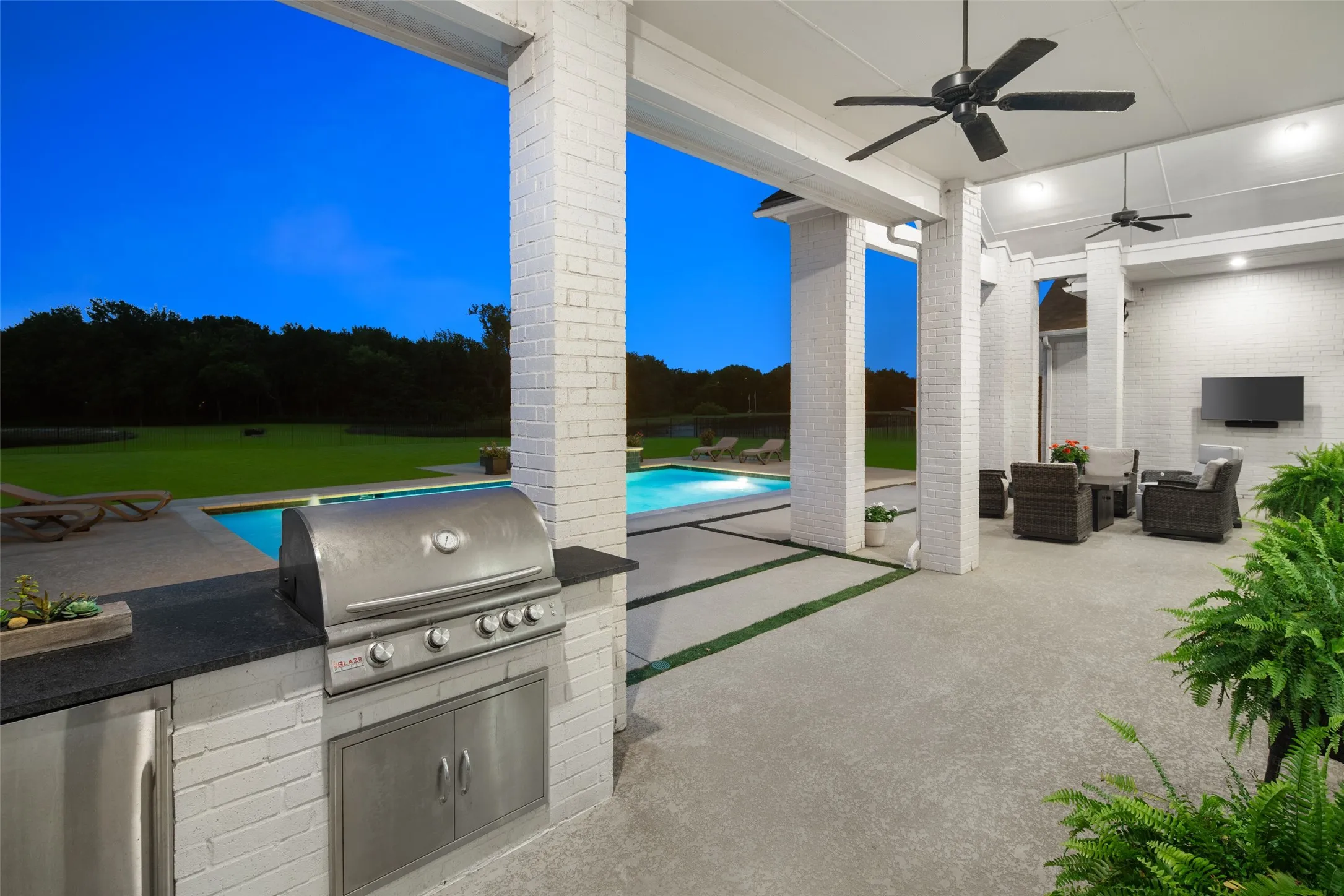 Single Family Residence For Sale in Collin County , 701 Inverness Lane, Lucas, Texas 75002, 5 Bedroom, 6 Bathroom, 3 Garage spaces, 4,661 Sqft, built in 2020, mls#21307783, Real Estate Agent in Lucas, Homes For Sale in Collin county, Homes For Sale in Lucas, Realtor in Lucas Texas, Real Estate Brokerage Independent Realty Texas, Luminita Cordes Realtor