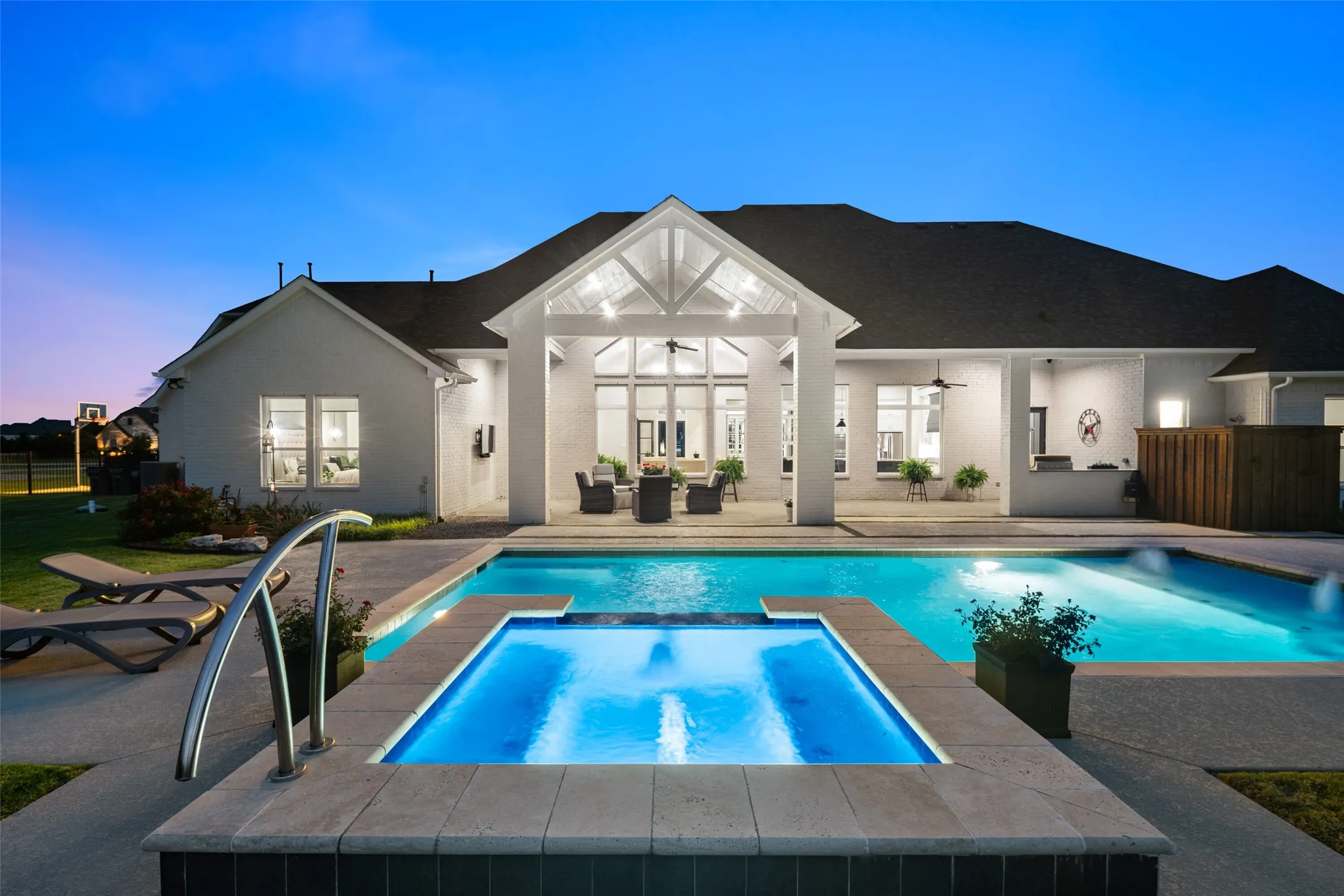 Single Family Residence For Sale in Collin County , 701 Inverness Lane, Lucas, Texas 75002, 5 Bedroom, 6 Bathroom, 3 Garage spaces, 4,661 Sqft, built in 2020, mls#21307783, Real Estate Agent in Lucas, Homes For Sale in Collin county, Homes For Sale in Lucas, Realtor in Lucas Texas, Real Estate Brokerage Independent Realty Texas, Luminita Cordes Realtor