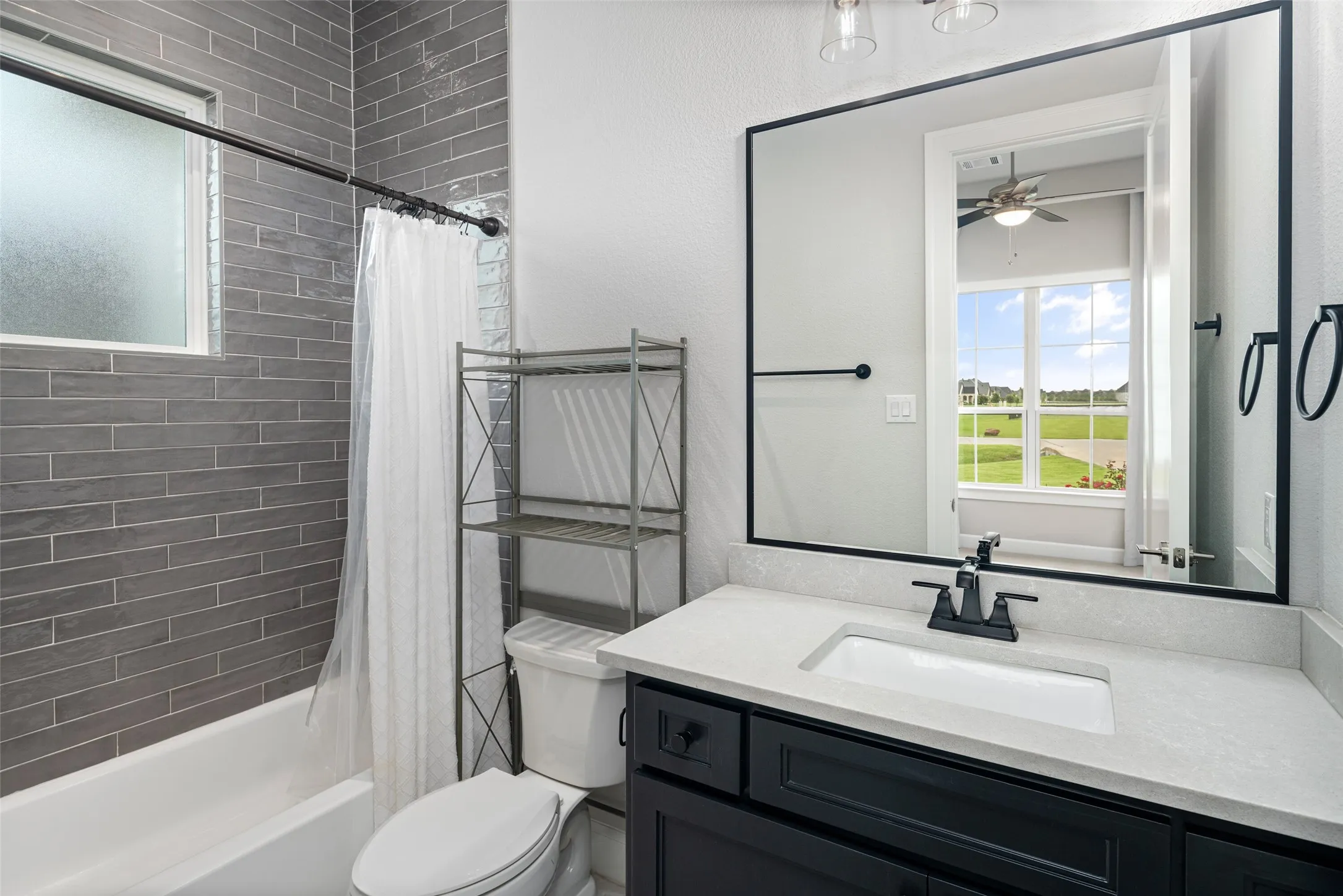 Single Family Residence For Sale in Collin County , 701 Inverness Lane, Lucas, Texas 75002, 5 Bedroom, 6 Bathroom, 3 Garage spaces, 4,661 Sqft, built in 2020, mls#21307783, Real Estate Agent in Lucas, Homes For Sale in Collin county, Homes For Sale in Lucas, Realtor in Lucas Texas, Real Estate Brokerage Independent Realty Texas, Luminita Cordes Realtor