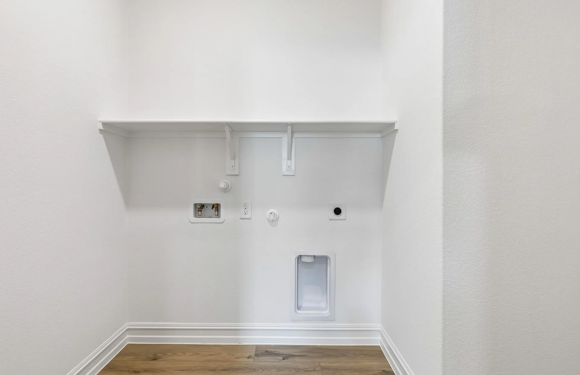 *Floorplan representation, not actual home - Laundry room