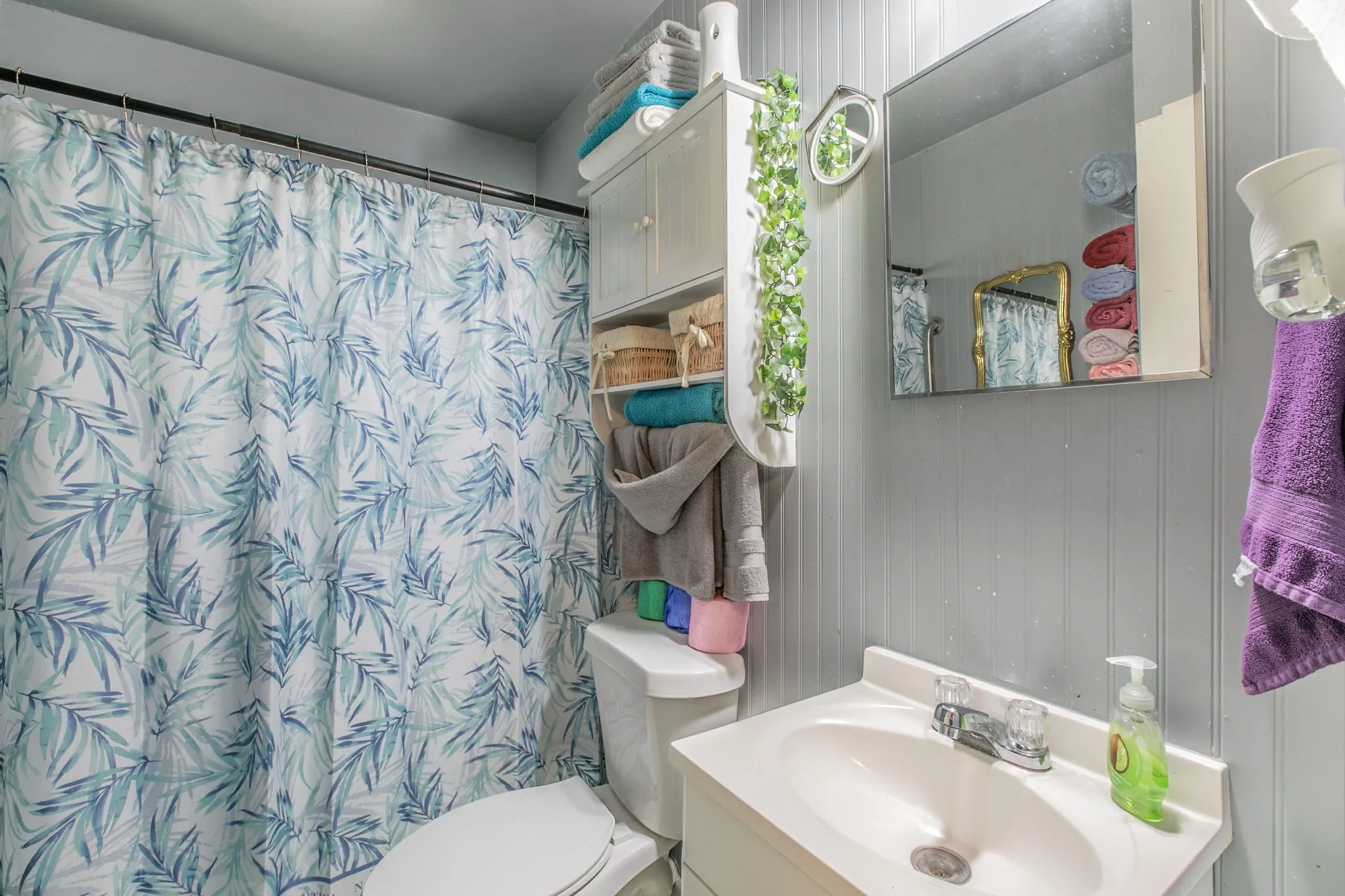 Single Family Residence For Sale in Mc Lennan County , 4816 Inwood Drive, Beverly Hills, Texas 76711, 3 Bedrooms, 2 Bathrooms, Garage spaces, 1,416 Sqft, built in 1962, Price $190,000, mls#21311814, Real Estate Agent in Beverly Hills, Homes For Sale in Mc Lennan county, Homes For Sale in Beverly Hills, Realtor in Beverly Hills Texas, Real Estate Brokerage Independent Realty Texas, Luminita Cordes Realtor