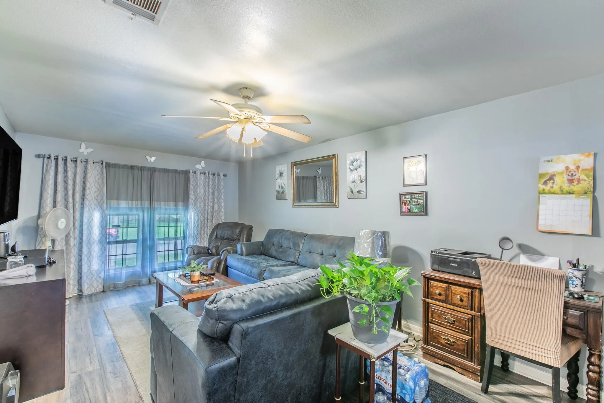Single Family Residence For Sale in Mc Lennan County , 4816 Inwood Drive, Beverly Hills, Texas 76711, 3 Bedrooms, 2 Bathrooms, Garage spaces, 1,416 Sqft, built in 1962, Price $190,000, mls#21311814, Real Estate Agent in Beverly Hills, Homes For Sale in Mc Lennan county, Homes For Sale in Beverly Hills, Realtor in Beverly Hills Texas, Real Estate Brokerage Independent Realty Texas, Luminita Cordes Realtor