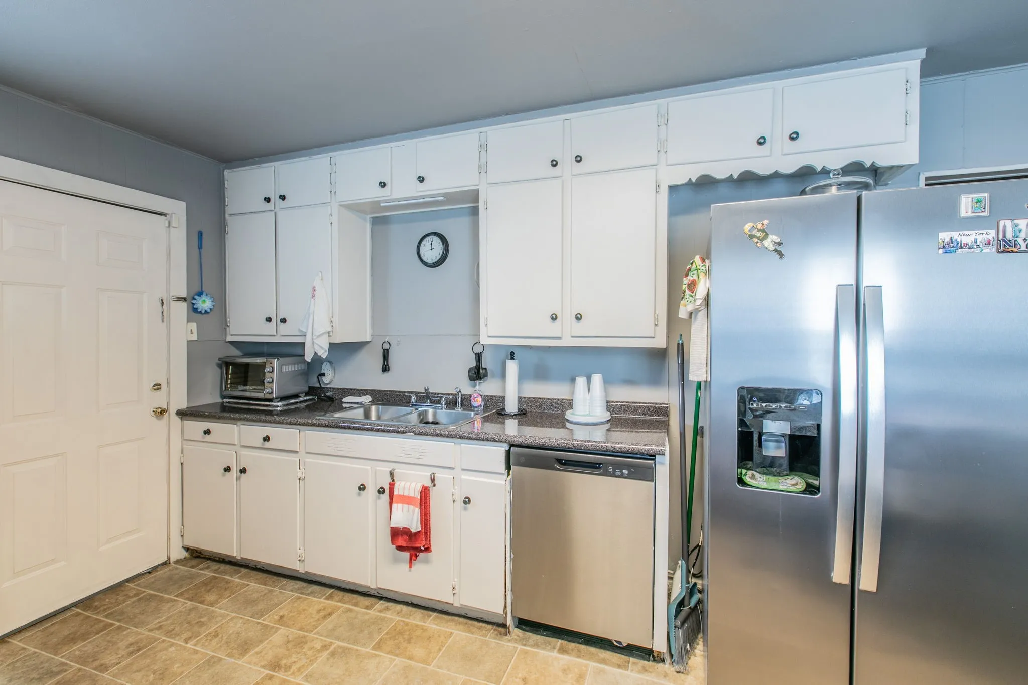 Single Family Residence For Sale in Mc Lennan County , 4816 Inwood Drive, Beverly Hills, Texas 76711, 3 Bedrooms, 2 Bathrooms, Garage spaces, 1,416 Sqft, built in 1962, Price $190,000, mls#21311814, Real Estate Agent in Beverly Hills, Homes For Sale in Mc Lennan county, Homes For Sale in Beverly Hills, Realtor in Beverly Hills Texas, Real Estate Brokerage Independent Realty Texas, Luminita Cordes Realtor