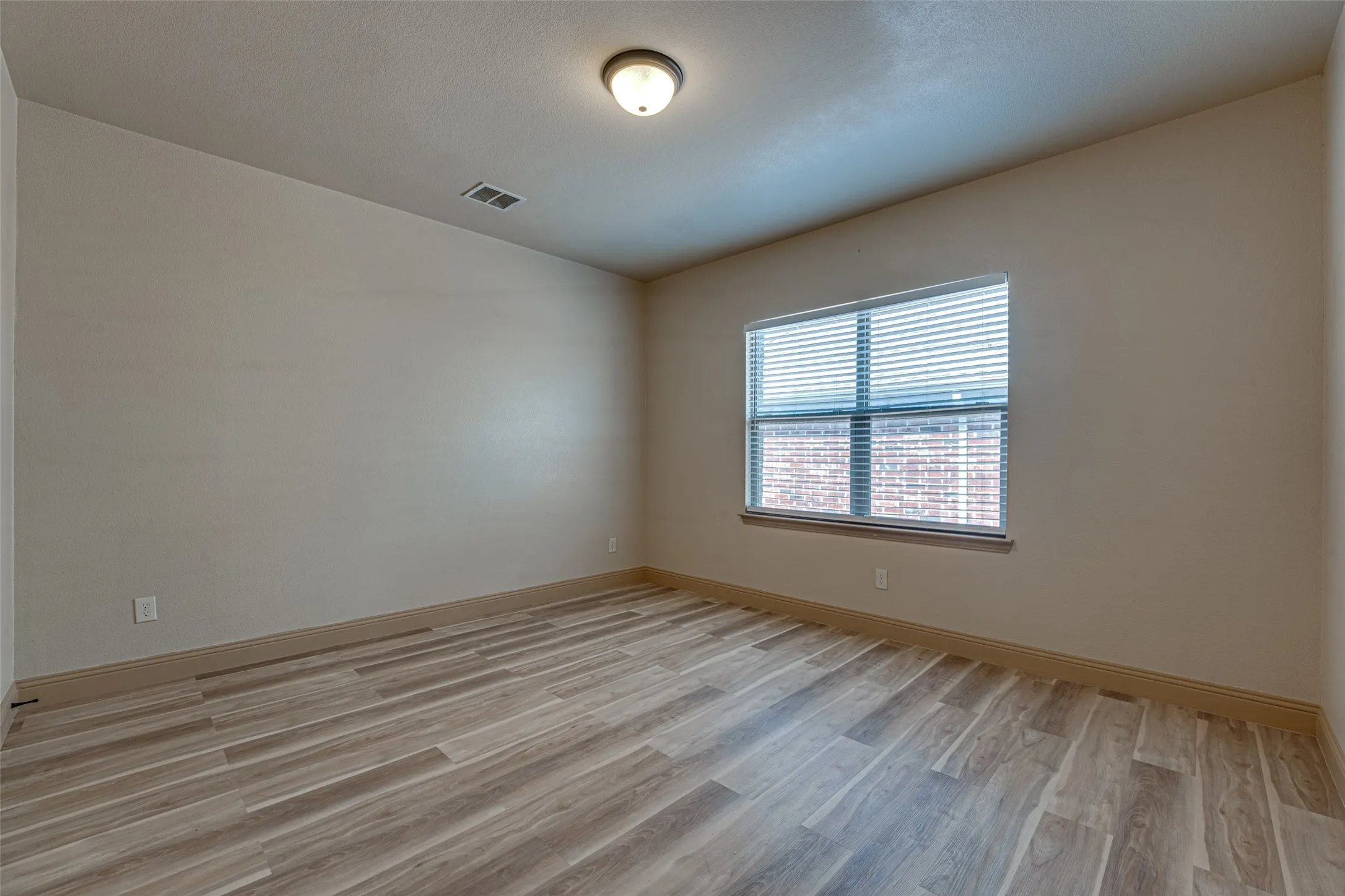 Single Family Residence For Sale in Collin County , 1013 Taylor Drive, Allen, Texas 75013, 5 Bedroom, 4 Bathroom, 2 Garage spaces, 3,716 Sqft, built in 2016, mls#21312142, Real Estate Agent in Allen, Homes For Sale in Collin county, Homes For Sale in Allen, Realtor in Allen Texas, Real Estate Brokerage Independent Realty Texas, Luminita Cordes Realtor