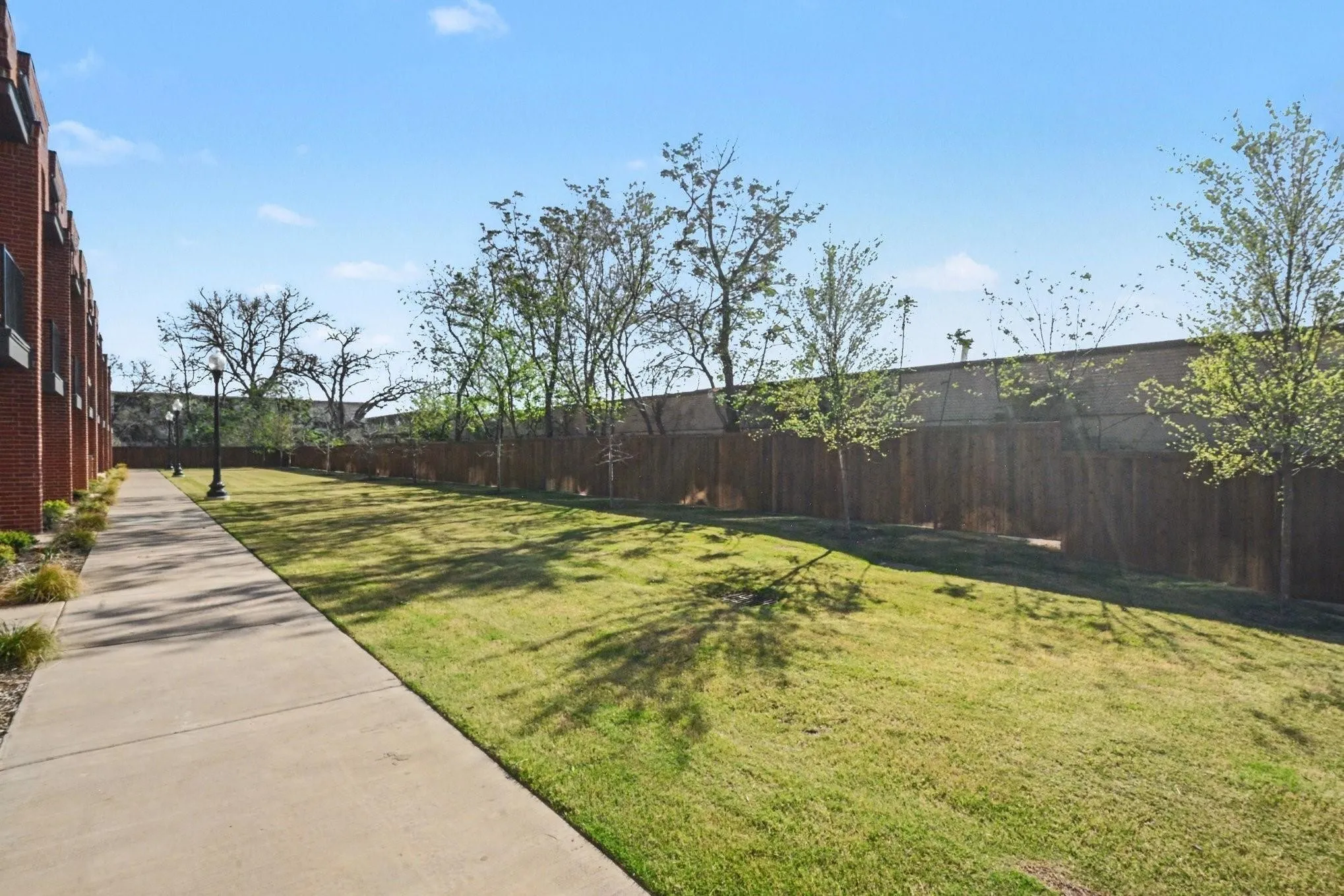 Single Family Residence For Rent in Dallas County , 13351 Goodland Street 106, Farmers Branch, Texas 75234, 3 Bedroom, 4 Bathroom, 2 Garage spaces, 2,062 Sqft, built in 2024, mls#21313167, Real Estate Agent in Farmers Branch, Homes For Rent in Dallas county, Homes For Rent in Farmers Branch, Realtor in Farmers Branch Texas, Real Estate Brokerage Independent Realty Texas, Luminita Cordes Realtor