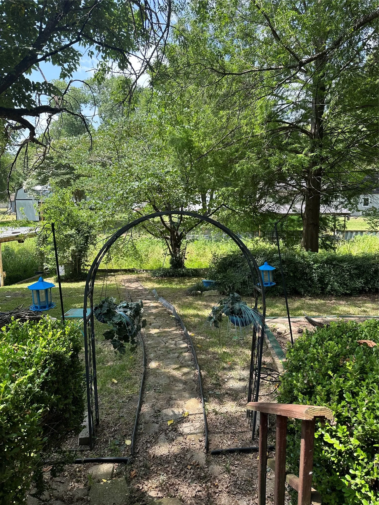 Single Family Residence For Sale in Henderson County , 355 Spring Valley Street, Gun Barrel City, Texas 75156, 3 Bedroom, 2 Bathroom, Garage spaces, 1,092 Sqft, built in 1976, mls#21313275, Real Estate Agent in Gun Barrel City, Homes For Sale in Henderson county, Homes For Sale in Gun Barrel City, Realtor in Gun Barrel City Texas, Real Estate Brokerage Independent Realty Texas, Luminita Cordes Realtor