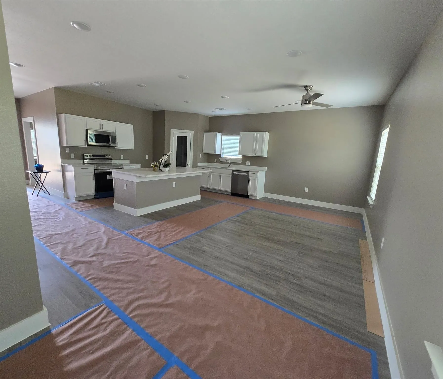 Single Family Residence For Rent in Hood County , 3513 Tomahawk Drive, Granbury, Texas 76048, 3 Bedroom, 2 Bathroom, Garage spaces, 1,503 Sqft, built in 2024, mls#21312001, Real Estate Agent in Granbury, Homes For Rent in Hood county, Homes For Rent in Granbury, Realtor in Granbury Texas, Real Estate Brokerage Independent Realty Texas, Luminita Cordes Realtor