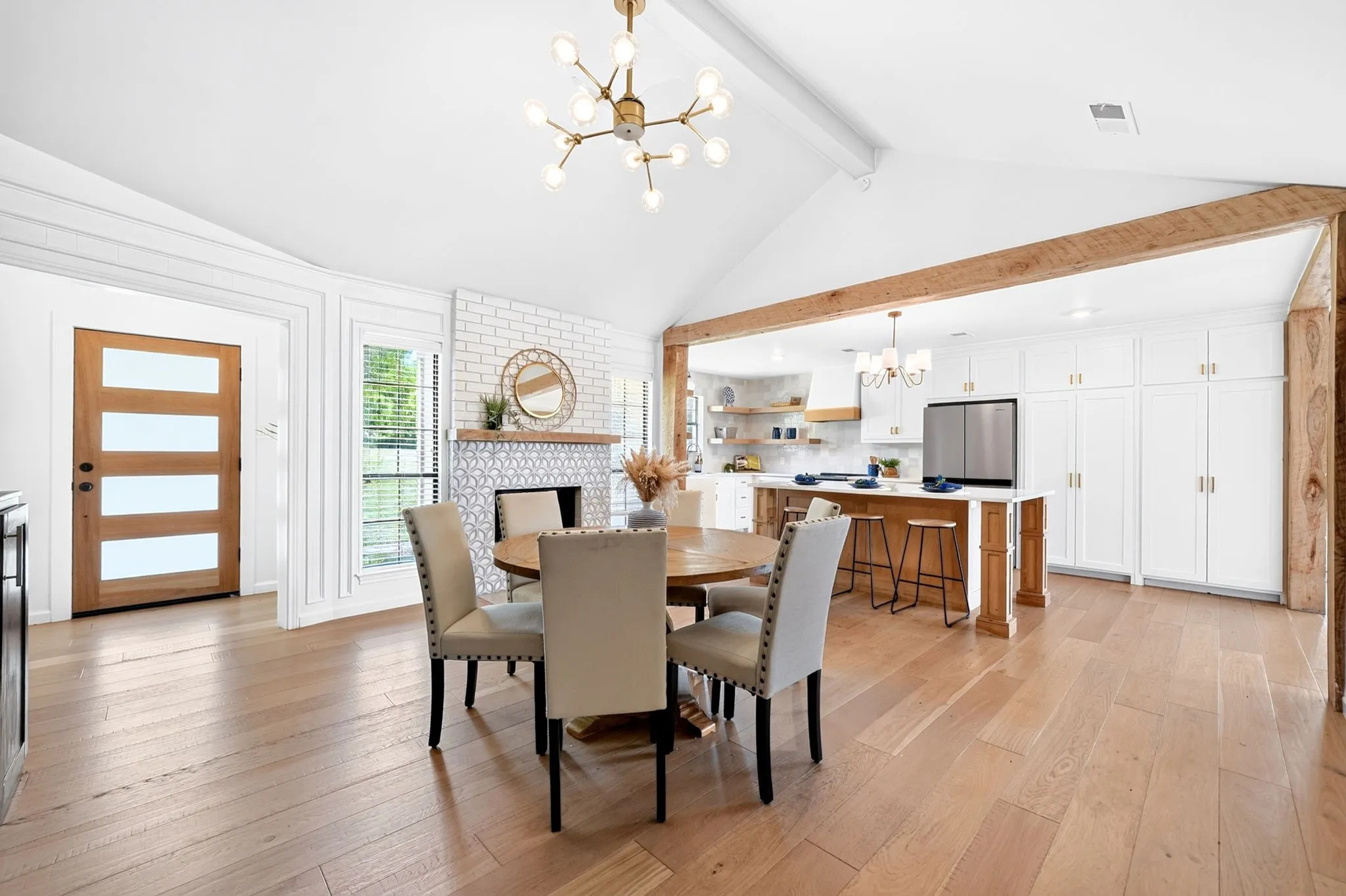 Single Family Residence For Sale in Collin County , 16346 Fm 1778, Farmersville, Texas 75442, 4 Bedroom, 3 Bathroom, 5 Garage spaces, 2,526 Sqft, built in 1986, mls#21308980, Real Estate Agent in Farmersville, Homes For Sale in Collin county, Homes For Sale in Farmersville, Realtor in Farmersville Texas, Real Estate Brokerage Independent Realty Texas, Luminita Cordes Realtor