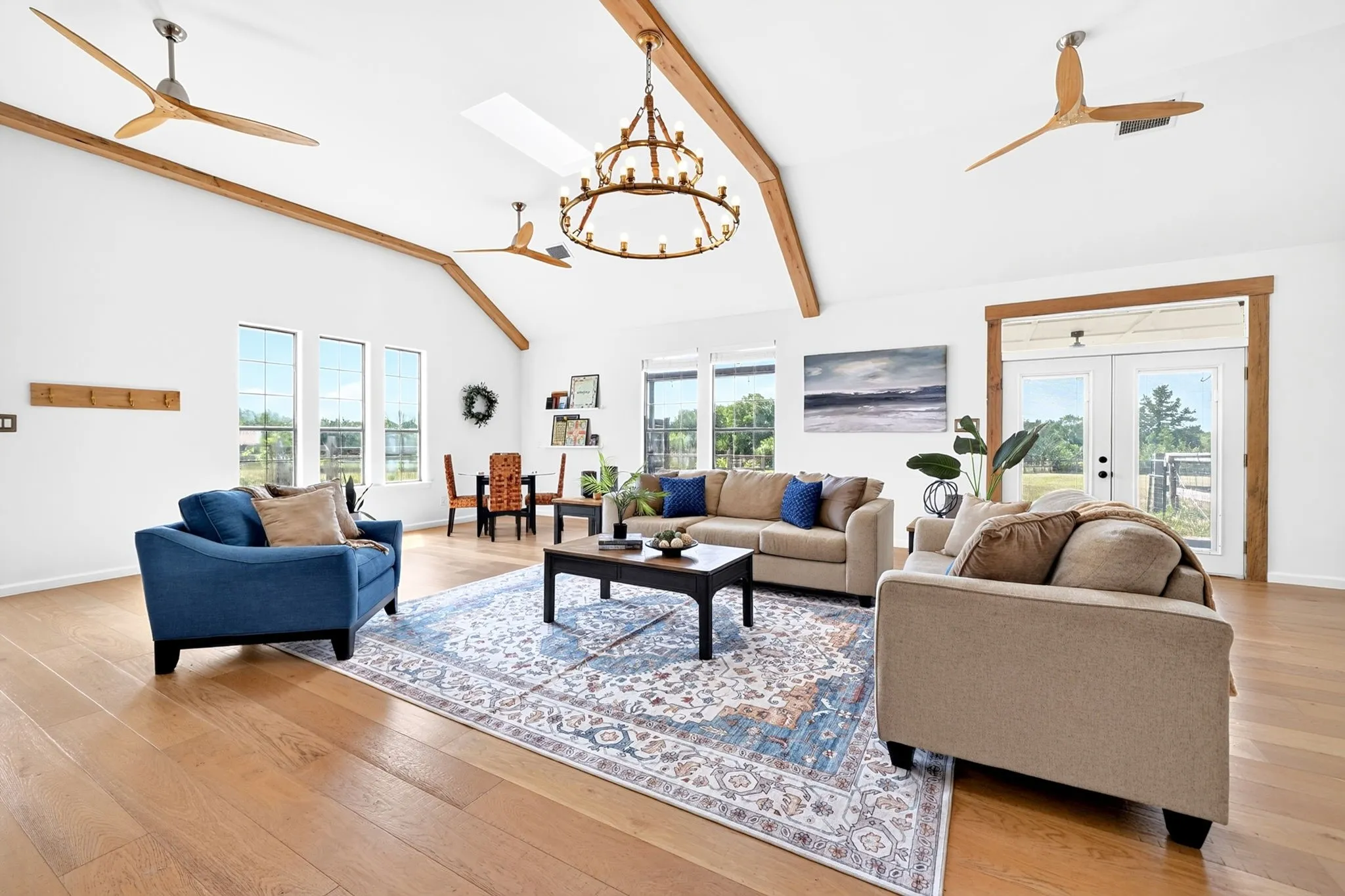 Single Family Residence For Sale in Collin County , 16346 Fm 1778, Farmersville, Texas 75442, 4 Bedroom, 3 Bathroom, 5 Garage spaces, 2,526 Sqft, built in 1986, mls#21308980, Real Estate Agent in Farmersville, Homes For Sale in Collin county, Homes For Sale in Farmersville, Realtor in Farmersville Texas, Real Estate Brokerage Independent Realty Texas, Luminita Cordes Realtor