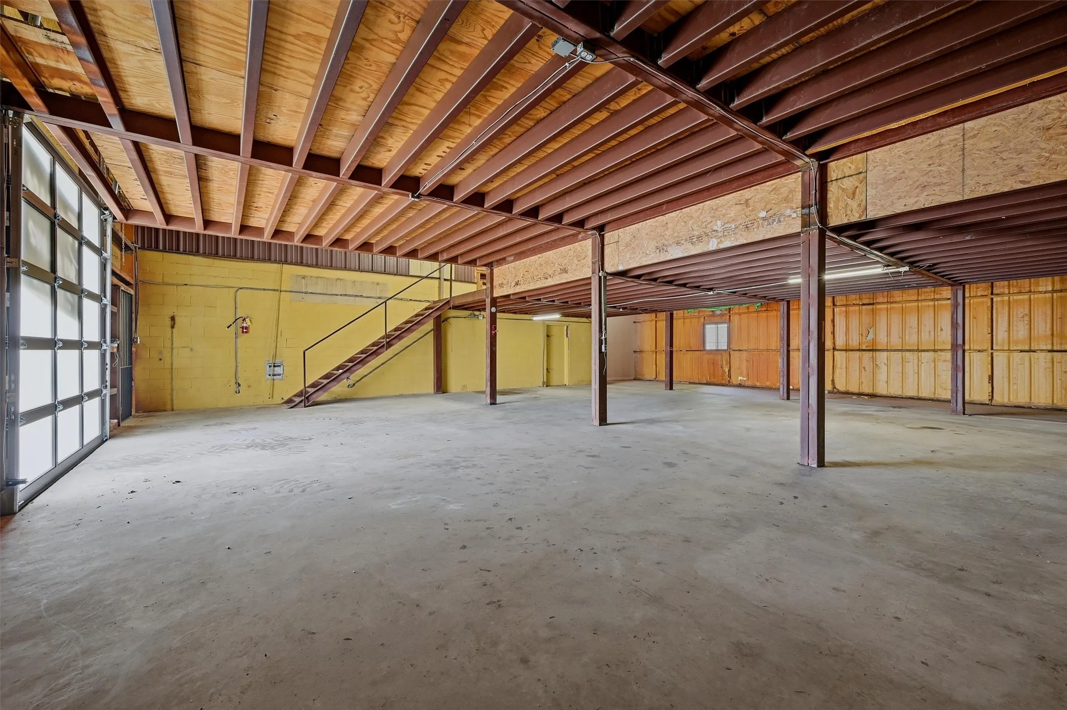 Office For Rent in Grayson County , 2531 W Morton Street 3, Denison, Texas 75020, 0, 0, Garage spaces, 0 Sqft, built in 1962, mls#21312676, Real Estate Agent in Denison, Homes For Rent in Grayson county, Homes For Rent in Denison, Realtor in Denison Texas, Real Estate Brokerage Independent Realty Texas, Luminita Cordes Realtor