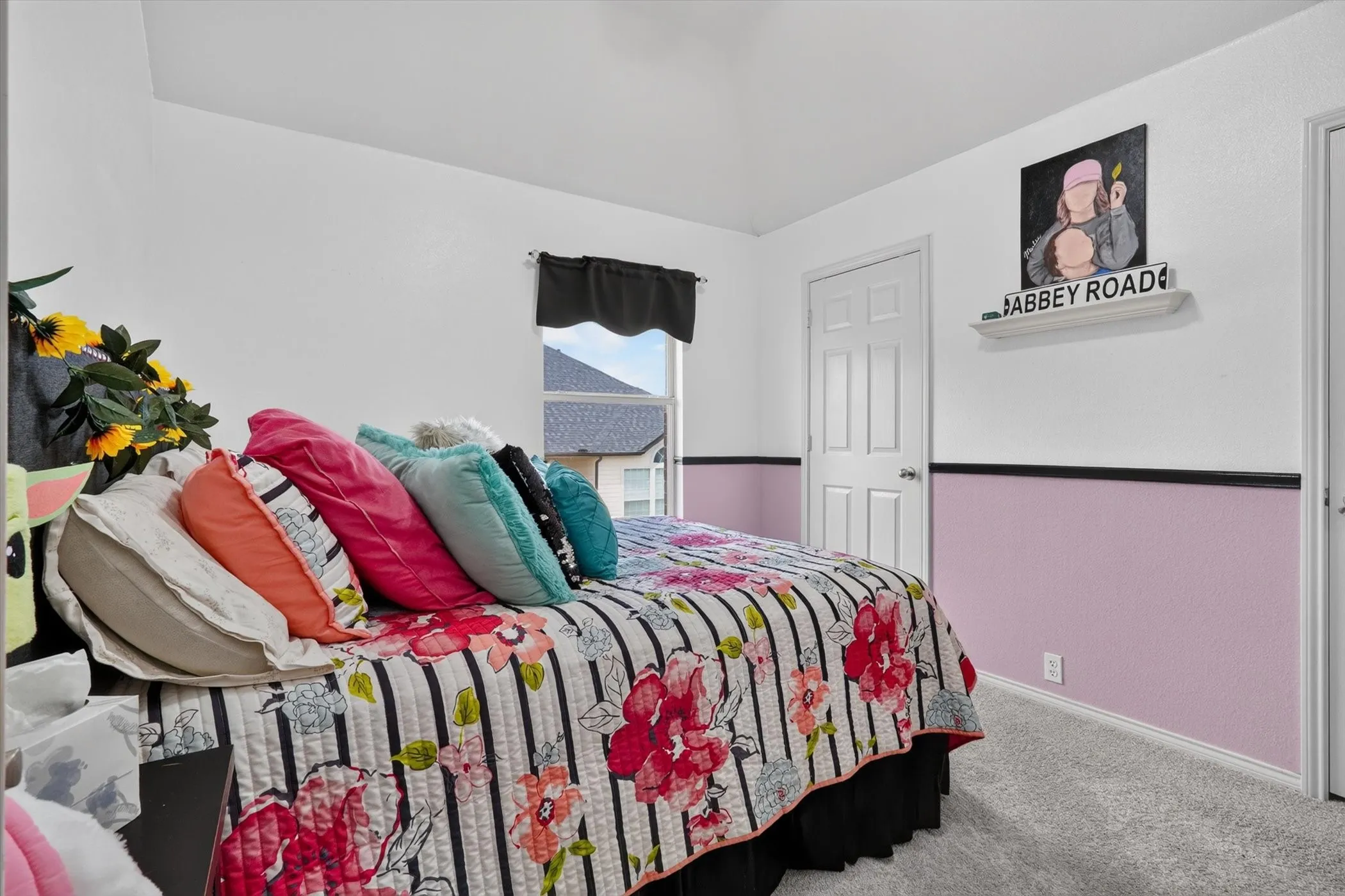 Single Family Residence For Sale in Tarrant County , 1200 Dover Heights Trail, Mansfield, Texas 76063, 5 Bedroom, 3 Bathroom, 3 Garage spaces, 3,157 Sqft, built in 2004, mls#21312728, Real Estate Agent in Mansfield, Homes For Sale in Tarrant county, Homes For Sale in Mansfield, Realtor in Mansfield Texas, Real Estate Brokerage Independent Realty Texas, Luminita Cordes Realtor