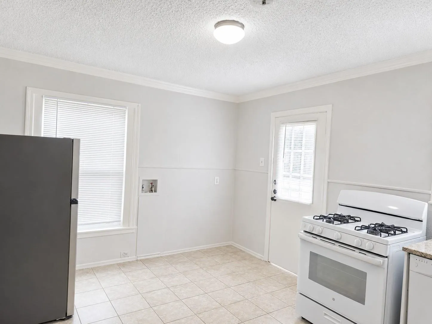 Duplex For Sale in Tarrant County , 1817-1819 Brittain Street, Fort Worth, Texas 76111, 4 Bedrooms, 2 Bathrooms, Garage spaces, 0 Sqft, built in 1947, Price $279,900, mls#21313173, Real Estate Agent in Fort Worth, Homes For Sale in Tarrant county, Homes For Sale in Fort Worth, Realtor in Fort Worth Texas, Real Estate Brokerage Independent Realty Texas, Luminita Cordes Realtor