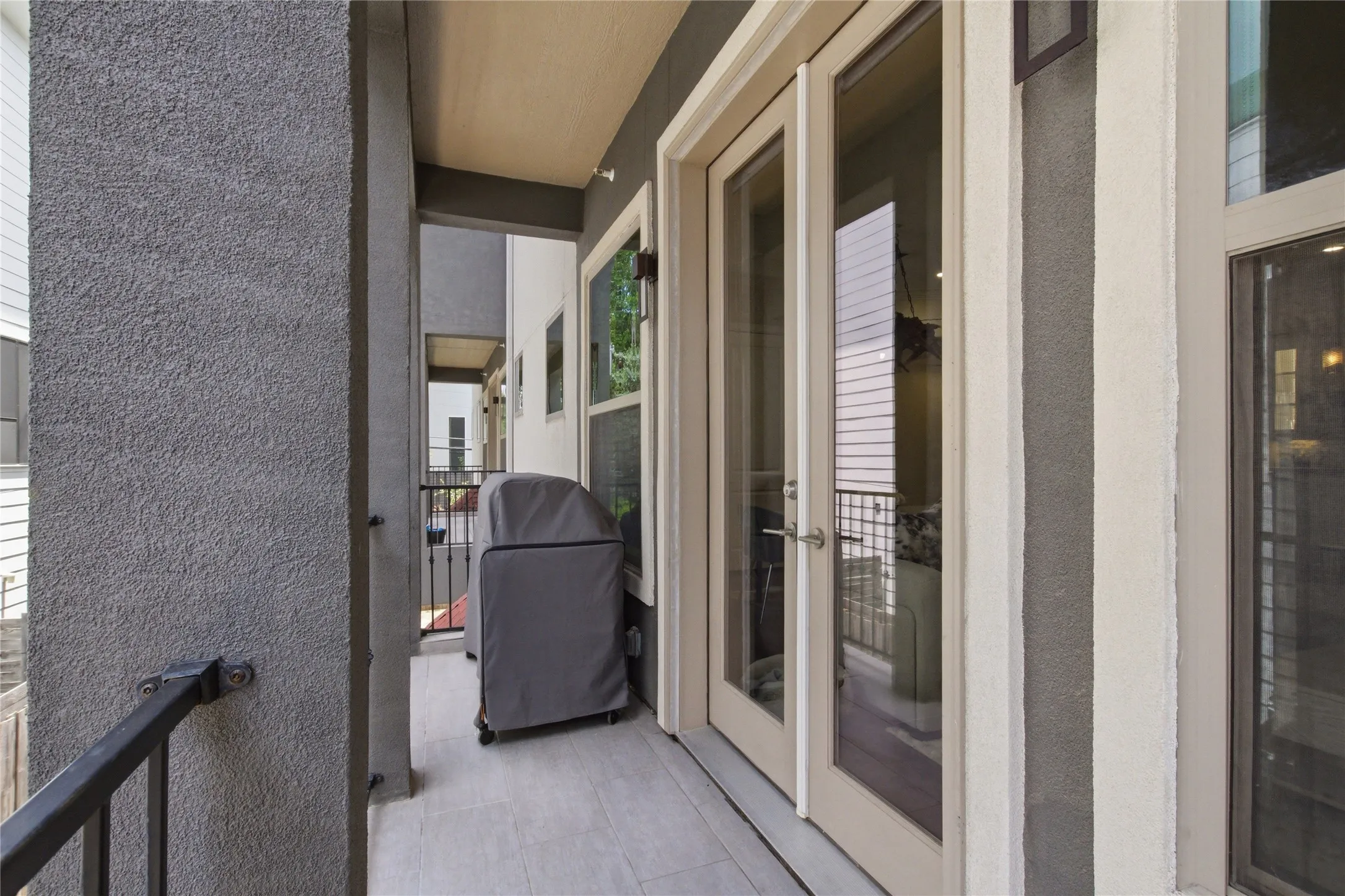 Balcony off of 2nd floor living area.