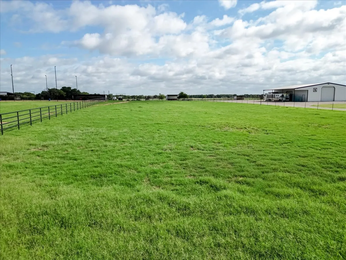 Farm For Sale in Parker County , 1340 Lacy Drive, Lipan, Texas 76462, 5 Bedroom, 5 Bathroom, 2 Garage spaces, 4,400 Sqft, built in 2019, mls#21310133, Real Estate Agent in Lipan, Homes For Sale in Parker county, Homes For Sale in Lipan, Realtor in Lipan Texas, Real Estate Brokerage Independent Realty Texas, Luminita Cordes Realtor