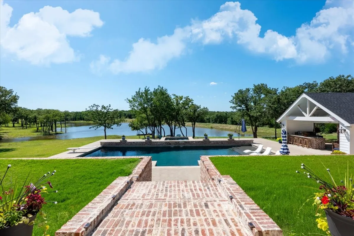 Farm For Sale in Parker County , 1340 Lacy Drive, Lipan, Texas 76462, 5 Bedroom, 5 Bathroom, 2 Garage spaces, 4,400 Sqft, built in 2019, mls#21310133, Real Estate Agent in Lipan, Homes For Sale in Parker county, Homes For Sale in Lipan, Realtor in Lipan Texas, Real Estate Brokerage Independent Realty Texas, Luminita Cordes Realtor