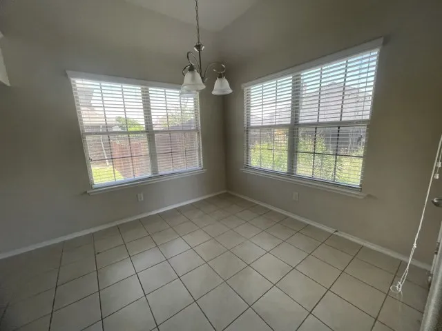 Single Family Residence For Sale in Ellis County , 2184 Liriope Lane, Waxahachie, Texas 75165, 3 Bedroom, 2 Bathroom, 2 Garage spaces, 1,827 Sqft, built in 2015, mls#21313330, Real Estate Agent in Waxahachie, Homes For Sale in Ellis county, Homes For Sale in Waxahachie, Realtor in Waxahachie Texas, Real Estate Brokerage Independent Realty Texas, Luminita Cordes Realtor