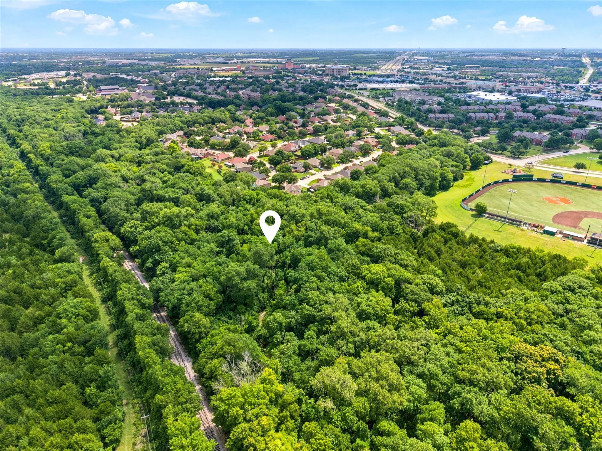 7 acres located near Rockwall High School, medical plaza, shopping centers, retail areas and more!