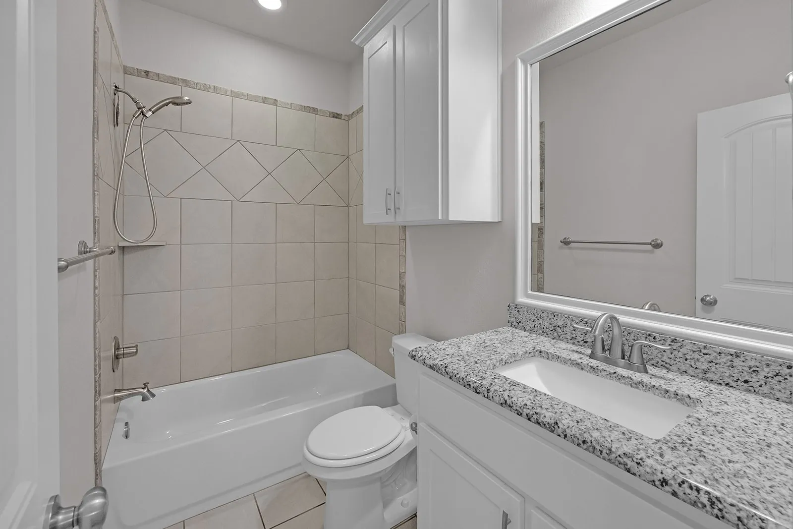 Single Family Residence For Sale in Johnson County , 120 Lone Star Way, Godley, Texas 76044, 4 Bedroom, 3 Bathroom, 3 Garage spaces, 2,238 Sqft, built in 2017, mls#21312073, Real Estate Agent in Godley, Homes For Sale in Johnson county, Homes For Sale in Godley, Realtor in Godley Texas, Real Estate Brokerage Independent Realty Texas, Luminita Cordes Realtor