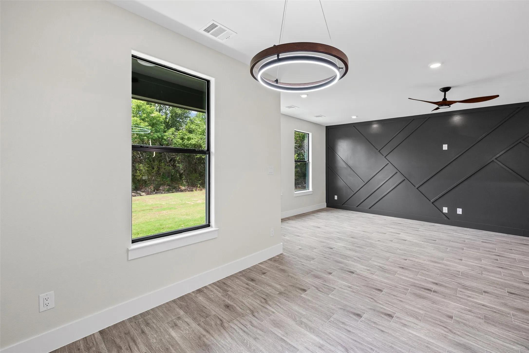 Single Family Residence For Sale in Hood County , 2714 Steepleridge Circle, Granbury, Texas 76048, 4 Bedroom, 2 Bathroom, 2 Garage spaces, 1,679 Sqft, built in 2026, mls#21312019, Real Estate Agent in Granbury, Homes For Sale in Hood county, Homes For Sale in Granbury, Realtor in Granbury Texas, Real Estate Brokerage Independent Realty Texas, Luminita Cordes Realtor