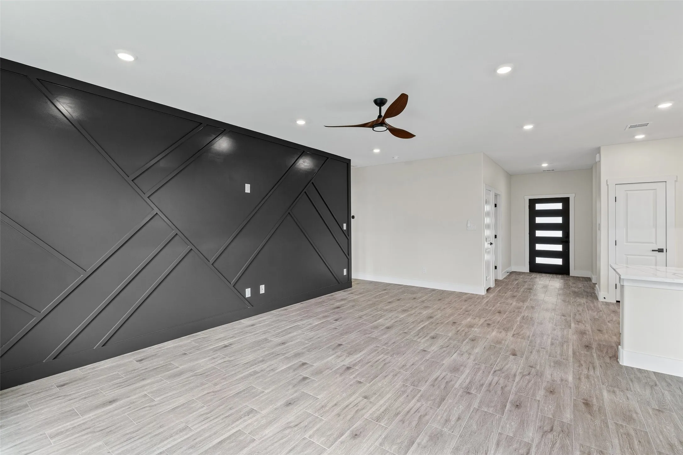 Single Family Residence For Sale in Hood County , 2714 Steepleridge Circle, Granbury, Texas 76048, 4 Bedroom, 2 Bathroom, 2 Garage spaces, 1,679 Sqft, built in 2026, mls#21312019, Real Estate Agent in Granbury, Homes For Sale in Hood county, Homes For Sale in Granbury, Realtor in Granbury Texas, Real Estate Brokerage Independent Realty Texas, Luminita Cordes Realtor