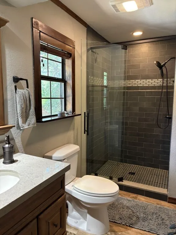 Single Family Residence For Sale in Tarrant County , 1212 Vera Lane, Kennedale, Texas 76060, 3 Bedroom, 3 Bathroom, Garage spaces, 1,719 Sqft, built in 1983, mls#21313384, Real Estate Agent in Kennedale, Homes For Sale in Tarrant county, Homes For Sale in Kennedale, Realtor in Kennedale Texas, Real Estate Brokerage Independent Realty Texas, Luminita Cordes Realtor