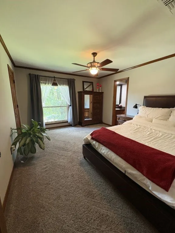 Single Family Residence For Sale in Tarrant County , 1212 Vera Lane, Kennedale, Texas 76060, 3 Bedroom, 3 Bathroom, Garage spaces, 1,719 Sqft, built in 1983, mls#21313384, Real Estate Agent in Kennedale, Homes For Sale in Tarrant county, Homes For Sale in Kennedale, Realtor in Kennedale Texas, Real Estate Brokerage Independent Realty Texas, Luminita Cordes Realtor