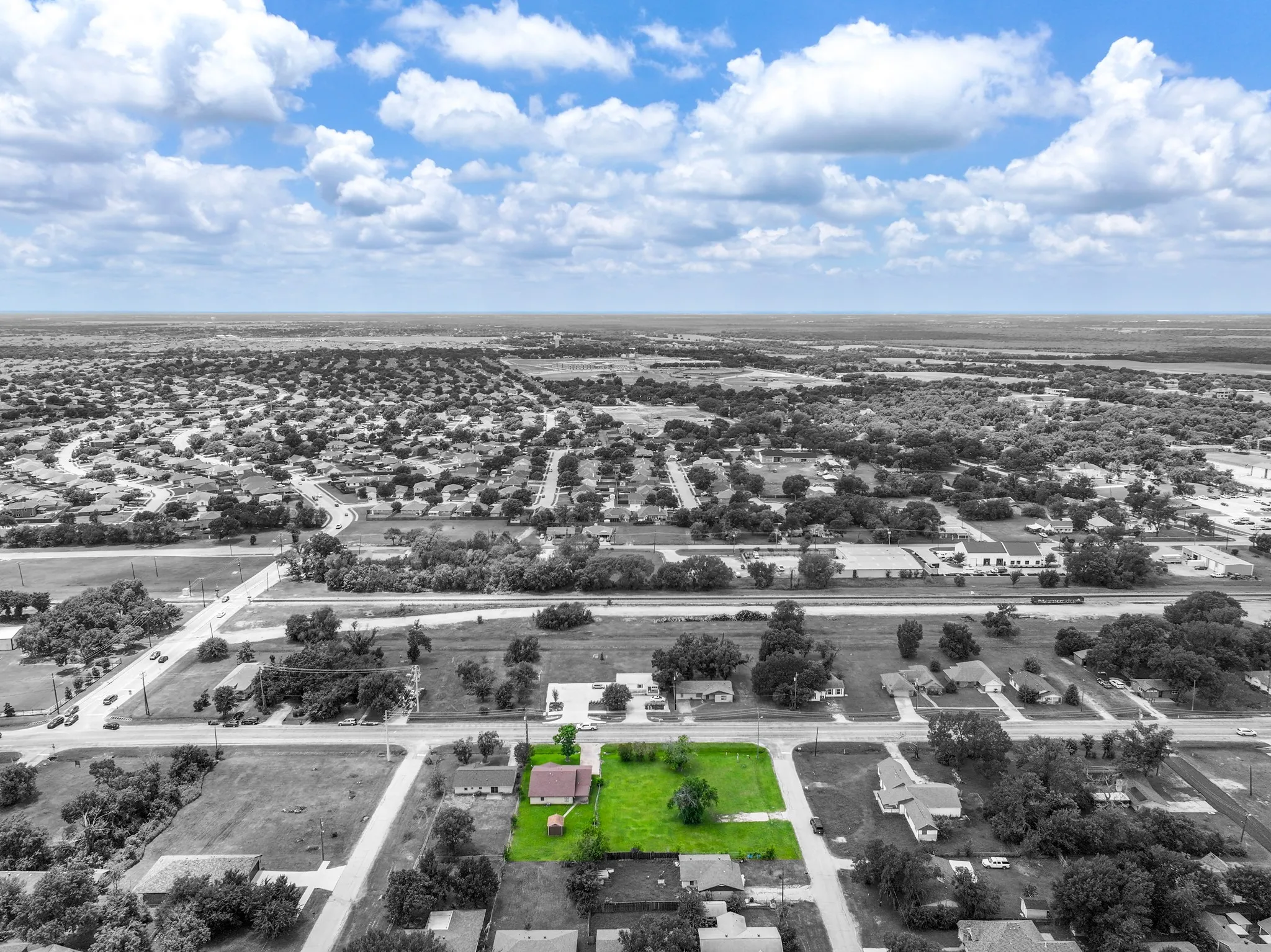 Office For Sale in Kaufman County , 600 E Broad Street, Forney, Texas 75126, 0, 0, Garage spaces, 0 Sqft, built in 1950, mls#21310992, Real Estate Agent in Forney, Homes For Sale in Kaufman county, Homes For Sale in Forney, Realtor in Forney Texas, Real Estate Brokerage Independent Realty Texas, Luminita Cordes Realtor