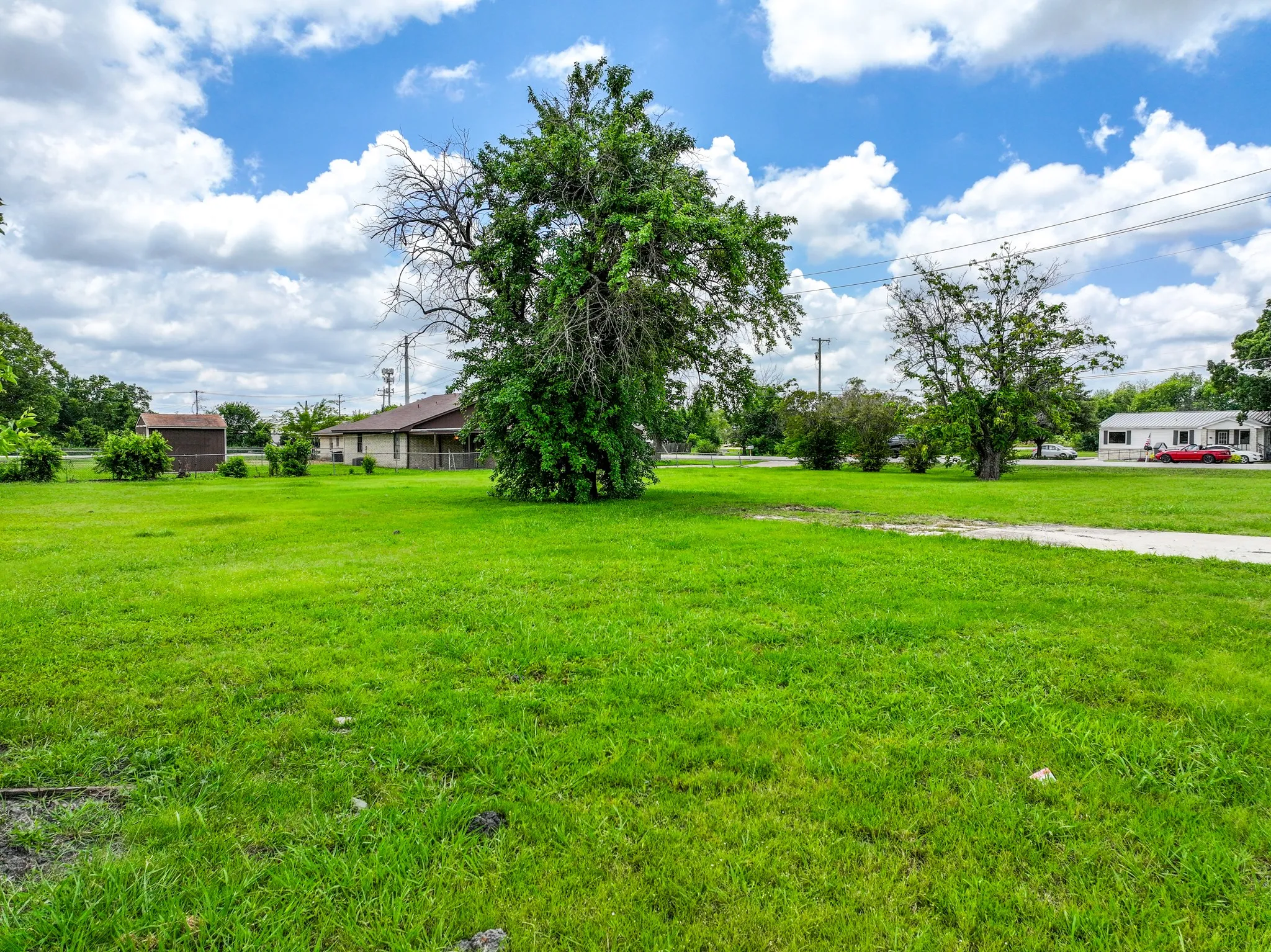 Office For Sale in Kaufman County , 600 E Broad Street, Forney, Texas 75126, 0, 0, Garage spaces, 0 Sqft, built in 1950, mls#21310992, Real Estate Agent in Forney, Homes For Sale in Kaufman county, Homes For Sale in Forney, Realtor in Forney Texas, Real Estate Brokerage Independent Realty Texas, Luminita Cordes Realtor