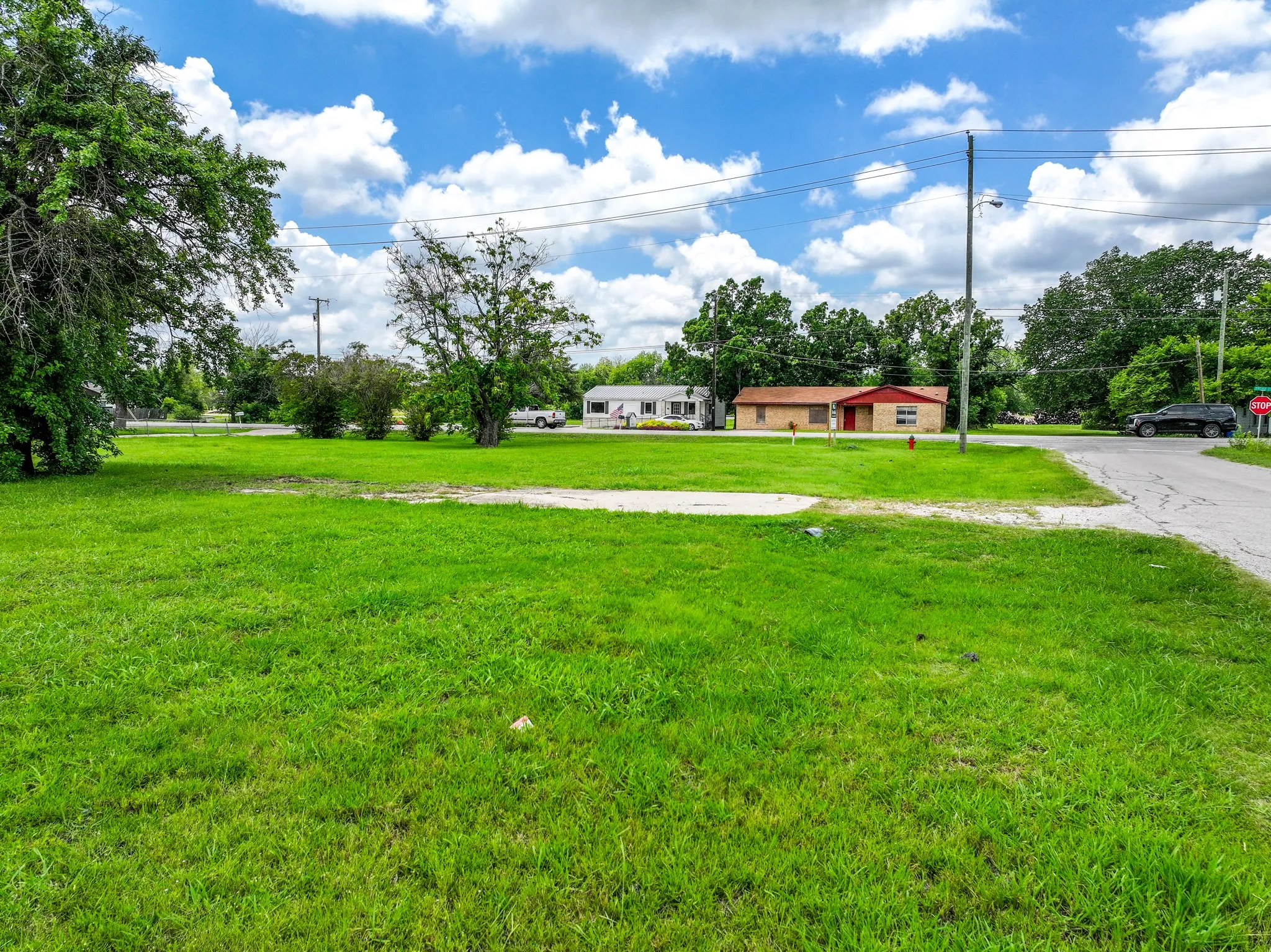 Office For Sale in Kaufman County , 600 E Broad Street, Forney, Texas 75126, 0, 0, Garage spaces, 0 Sqft, built in 1950, mls#21310992, Real Estate Agent in Forney, Homes For Sale in Kaufman county, Homes For Sale in Forney, Realtor in Forney Texas, Real Estate Brokerage Independent Realty Texas, Luminita Cordes Realtor