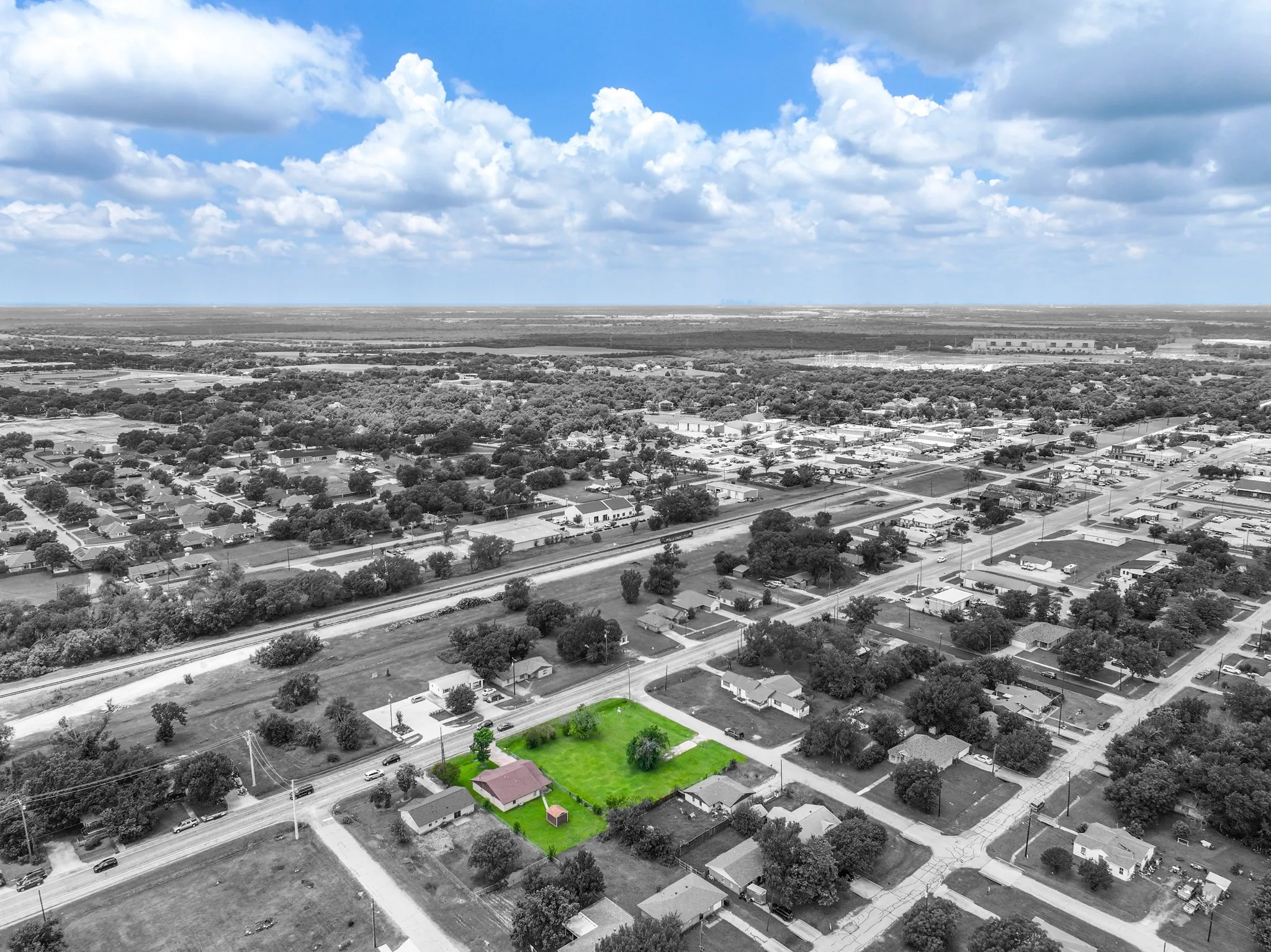Office For Sale in Kaufman County , 600 E Broad Street, Forney, Texas 75126, 0, 0, Garage spaces, 0 Sqft, built in 1950, mls#21310992, Real Estate Agent in Forney, Homes For Sale in Kaufman county, Homes For Sale in Forney, Realtor in Forney Texas, Real Estate Brokerage Independent Realty Texas, Luminita Cordes Realtor