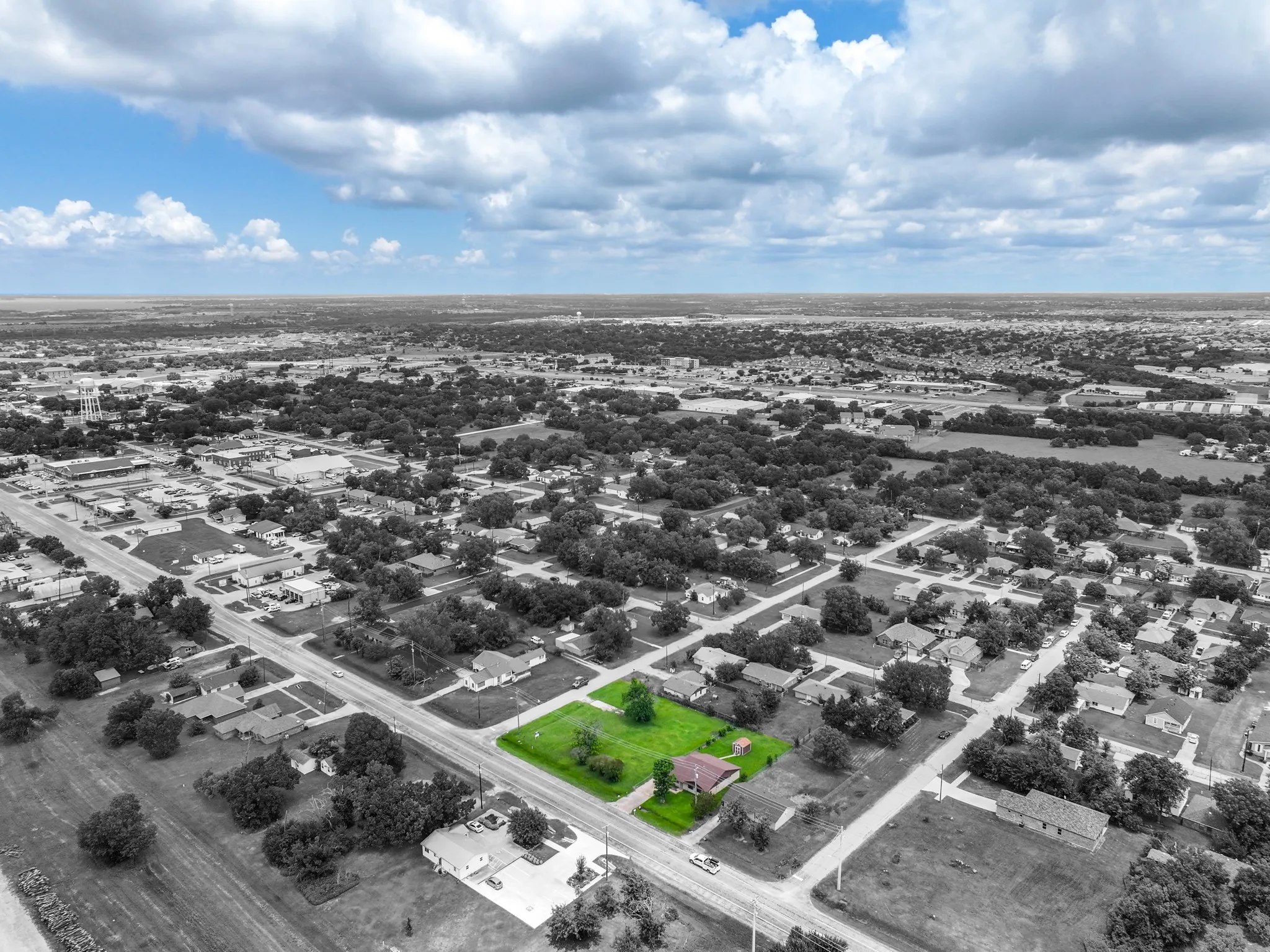 Office For Sale in Kaufman County , 600 E Broad Street, Forney, Texas 75126, 0, 0, Garage spaces, 0 Sqft, built in 1950, mls#21310992, Real Estate Agent in Forney, Homes For Sale in Kaufman county, Homes For Sale in Forney, Realtor in Forney Texas, Real Estate Brokerage Independent Realty Texas, Luminita Cordes Realtor