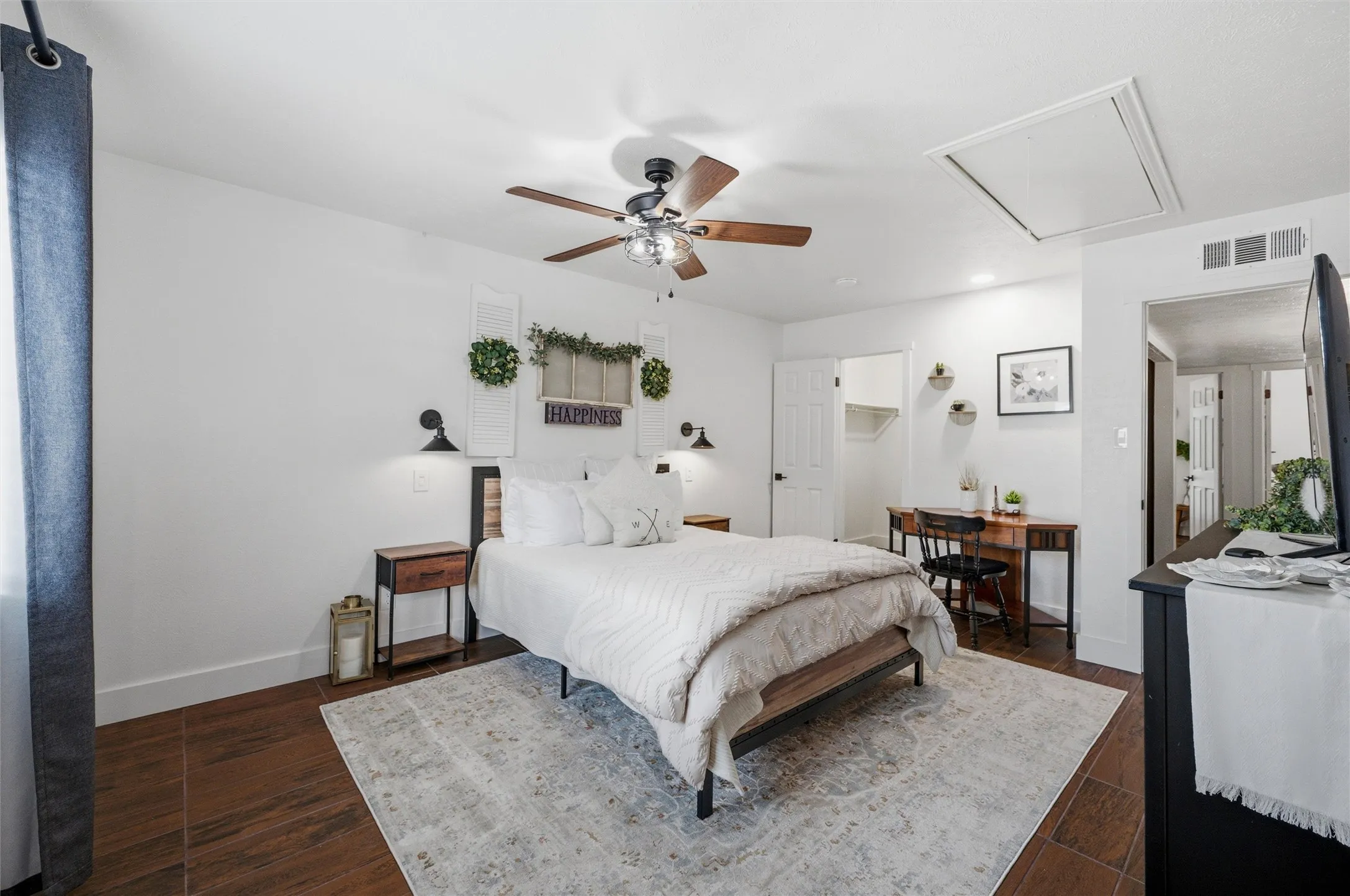 Single Family Residence For Sale in Dallas County , 408 Shadowcrest Lane, Coppell, Texas 75019, 4 Bedroom, 2 Bathroom, Garage spaces, 1,823 Sqft, built in 1979, mls#21312549, Real Estate Agent in Coppell, Homes For Sale in Dallas county, Homes For Sale in Coppell, Realtor in Coppell Texas, Real Estate Brokerage Independent Realty Texas, Luminita Cordes Realtor