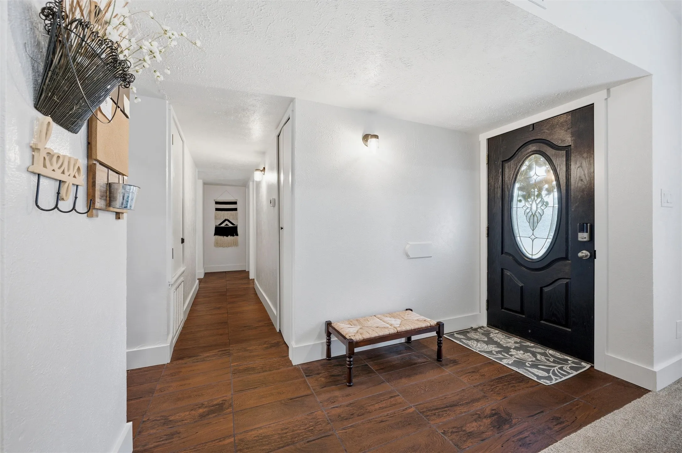 Single Family Residence For Sale in Dallas County , 408 Shadowcrest Lane, Coppell, Texas 75019, 4 Bedroom, 2 Bathroom, Garage spaces, 1,823 Sqft, built in 1979, mls#21312549, Real Estate Agent in Coppell, Homes For Sale in Dallas county, Homes For Sale in Coppell, Realtor in Coppell Texas, Real Estate Brokerage Independent Realty Texas, Luminita Cordes Realtor