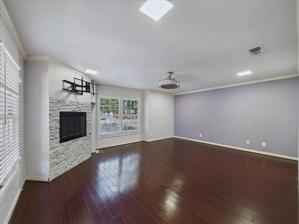 Single Family Residence For Sale in Dallas County , 3436 Asbury Street, University Park, Texas 75205, 4 Bedroom, 3 Bathroom, 1 Garage spaces, 2,974 Sqft, built in 1970, mls#21312768, Real Estate Agent in University Park, Homes For Sale in Dallas county, Homes For Sale in University Park, Realtor in University Park Texas, Real Estate Brokerage Independent Realty Texas, Luminita Cordes Realtor