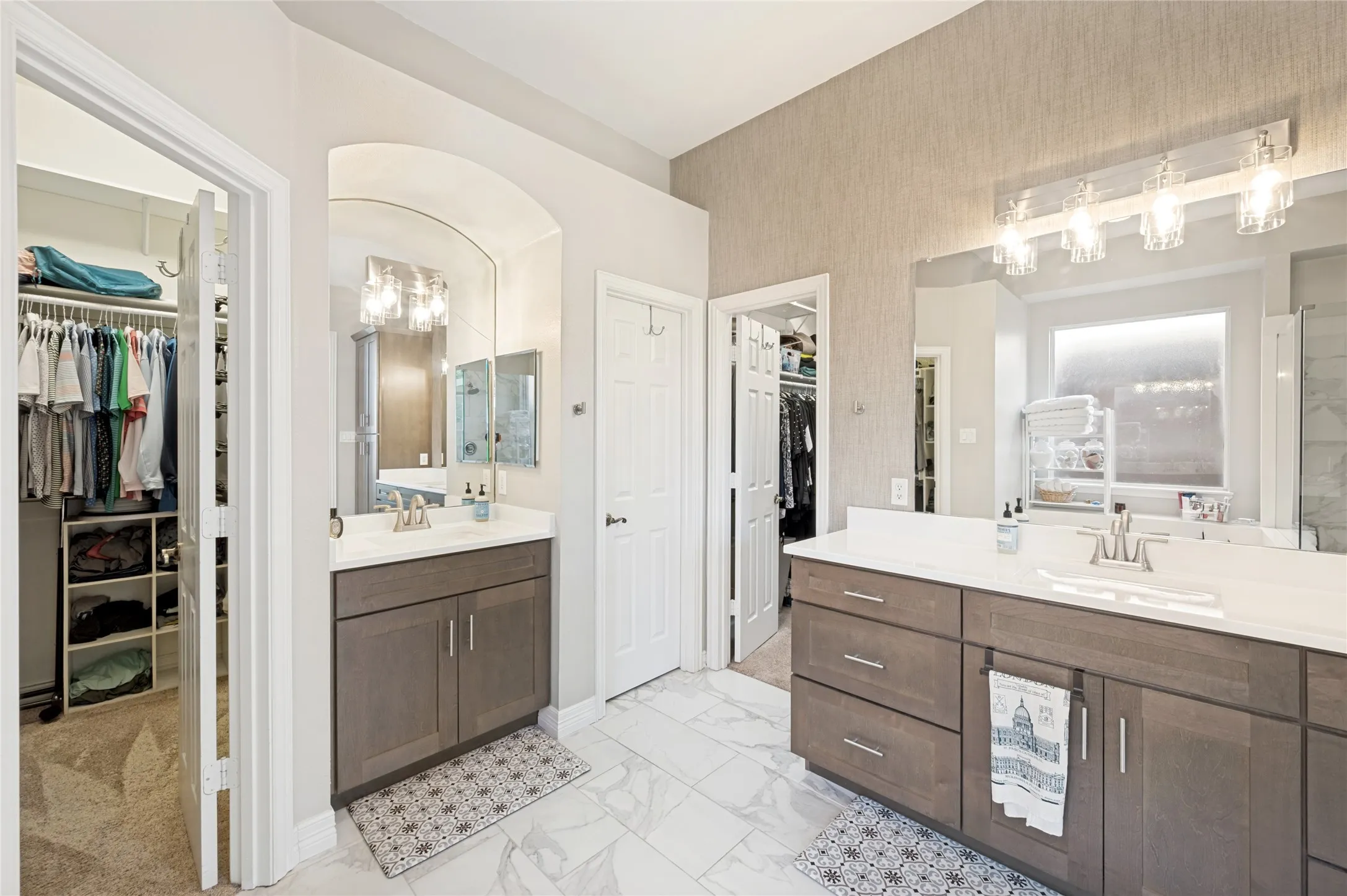 Single Family Residence For Sale in Denton County , 3268 Barkwood Lane, Frisco, Texas 75033, 4 Bedroom, 4 Bathroom, 2 Garage spaces, 3,851 Sqft, built in 2001, mls#21308989, Real Estate Agent in Frisco, Homes For Sale in Denton county, Homes For Sale in Frisco, Realtor in Frisco Texas, Real Estate Brokerage Independent Realty Texas, Luminita Cordes Realtor