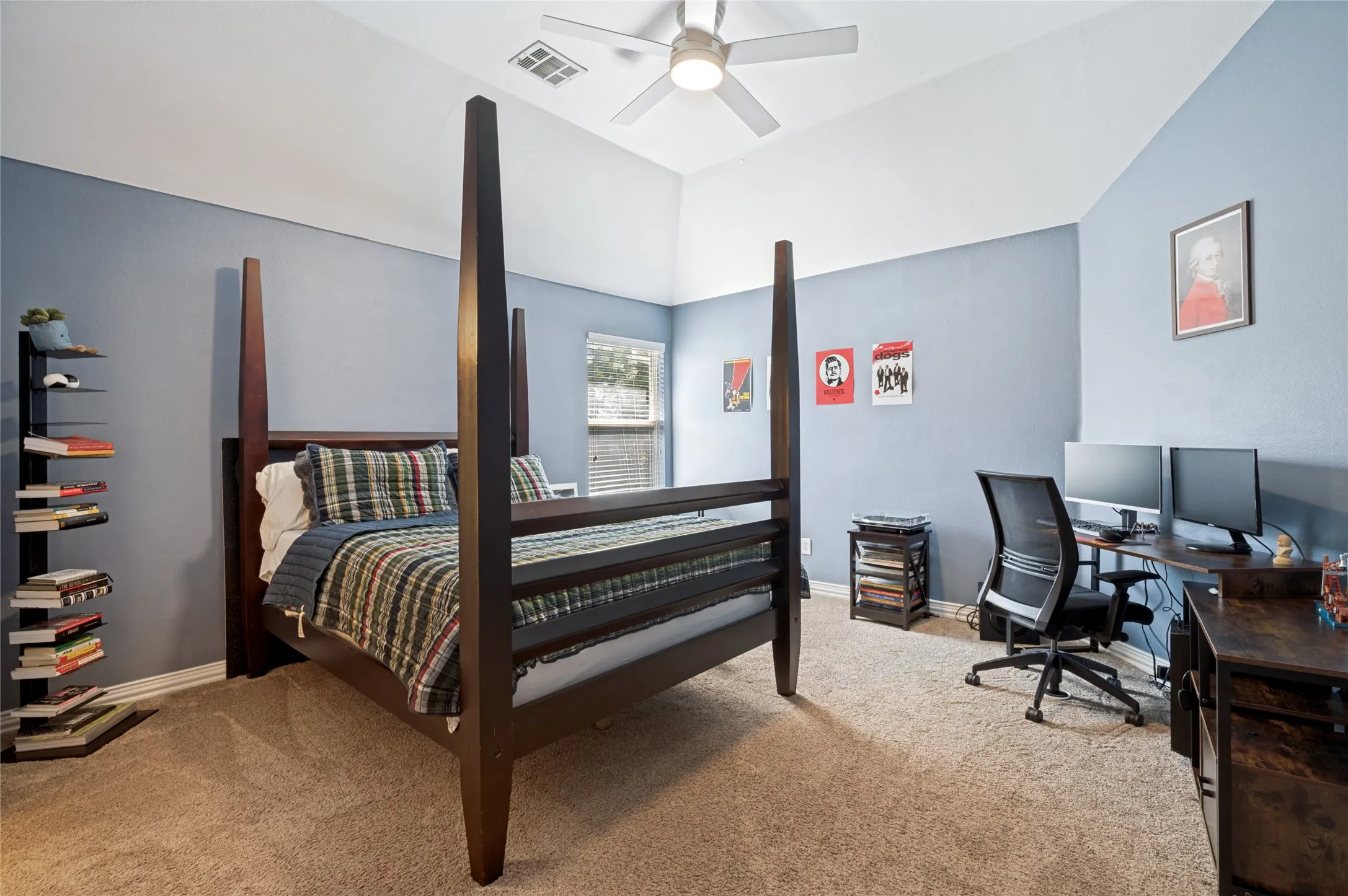 Single Family Residence For Sale in Denton County , 3268 Barkwood Lane, Frisco, Texas 75033, 4 Bedroom, 4 Bathroom, 2 Garage spaces, 3,851 Sqft, built in 2001, mls#21308989, Real Estate Agent in Frisco, Homes For Sale in Denton county, Homes For Sale in Frisco, Realtor in Frisco Texas, Real Estate Brokerage Independent Realty Texas, Luminita Cordes Realtor