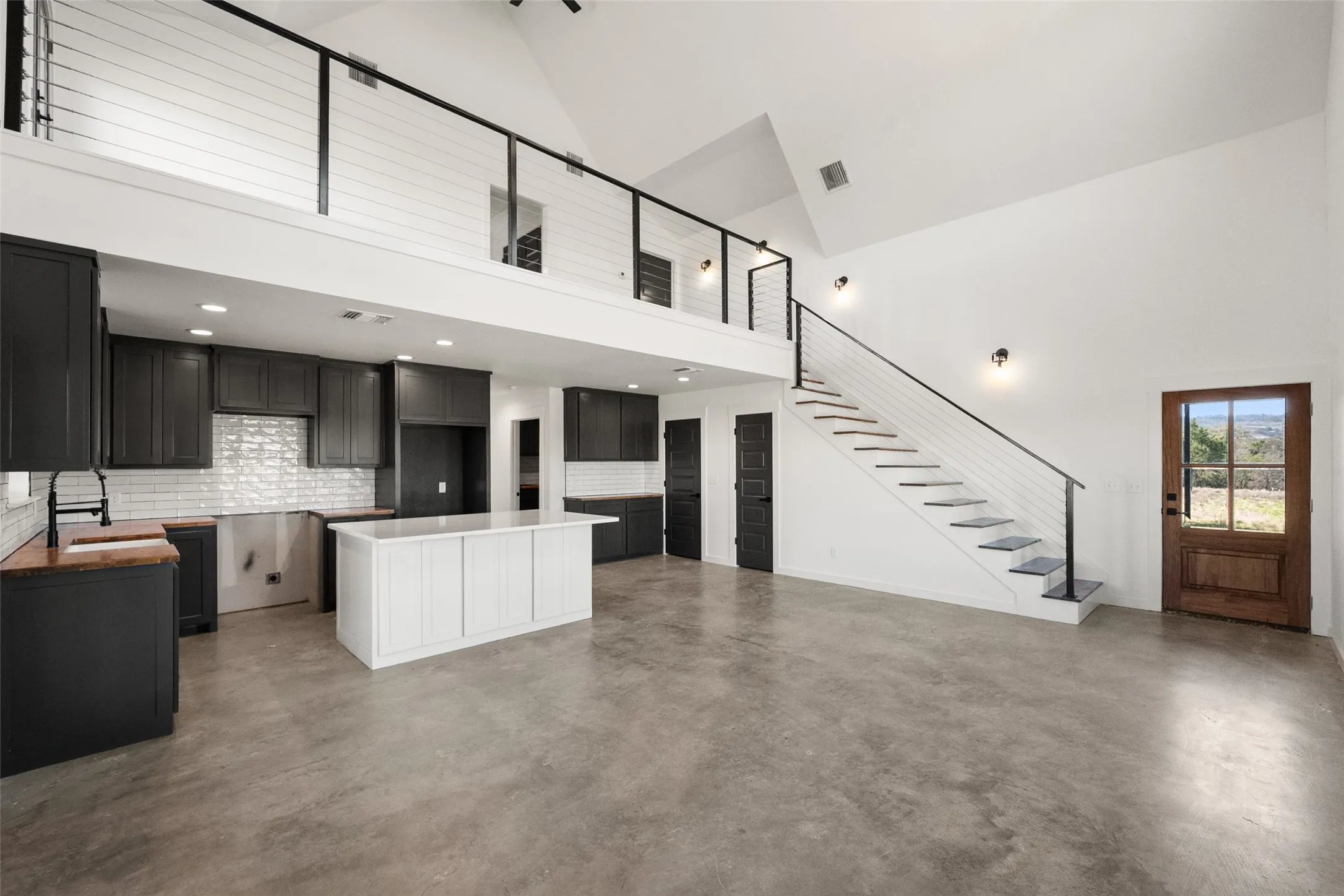 Single Family Residence For Sale in Palo Pinto County , 1053 Bluff Creek Drive, Strawn, Texas 76475, 3 Bedroom, 3 Bathroom, 2 Garage spaces, 1,833 Sqft, built in 2026, mls#21313347, Real Estate Agent in Strawn, Homes For Sale in Palo Pinto county, Homes For Sale in Strawn, Realtor in Strawn Texas, Real Estate Brokerage Independent Realty Texas, Luminita Cordes Realtor