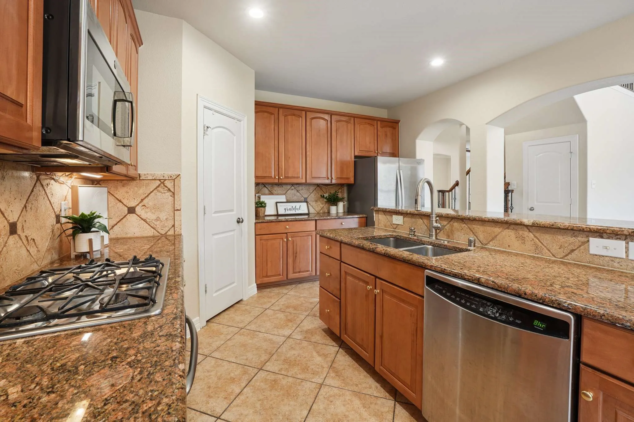 Single Family Residence For Sale in Collin County , 3512 Black Gold Drive, Mc Kinney, Texas 75070, 4 Bedroom, 3 Bathroom, 2 Garage spaces, 2,797 Sqft, built in 2006, mls#21312773, Real Estate Agent in Mc Kinney, Homes For Sale in Collin county, Homes For Sale in Mc Kinney, Realtor in Mc Kinney Texas, Real Estate Brokerage Independent Realty Texas, Luminita Cordes Realtor