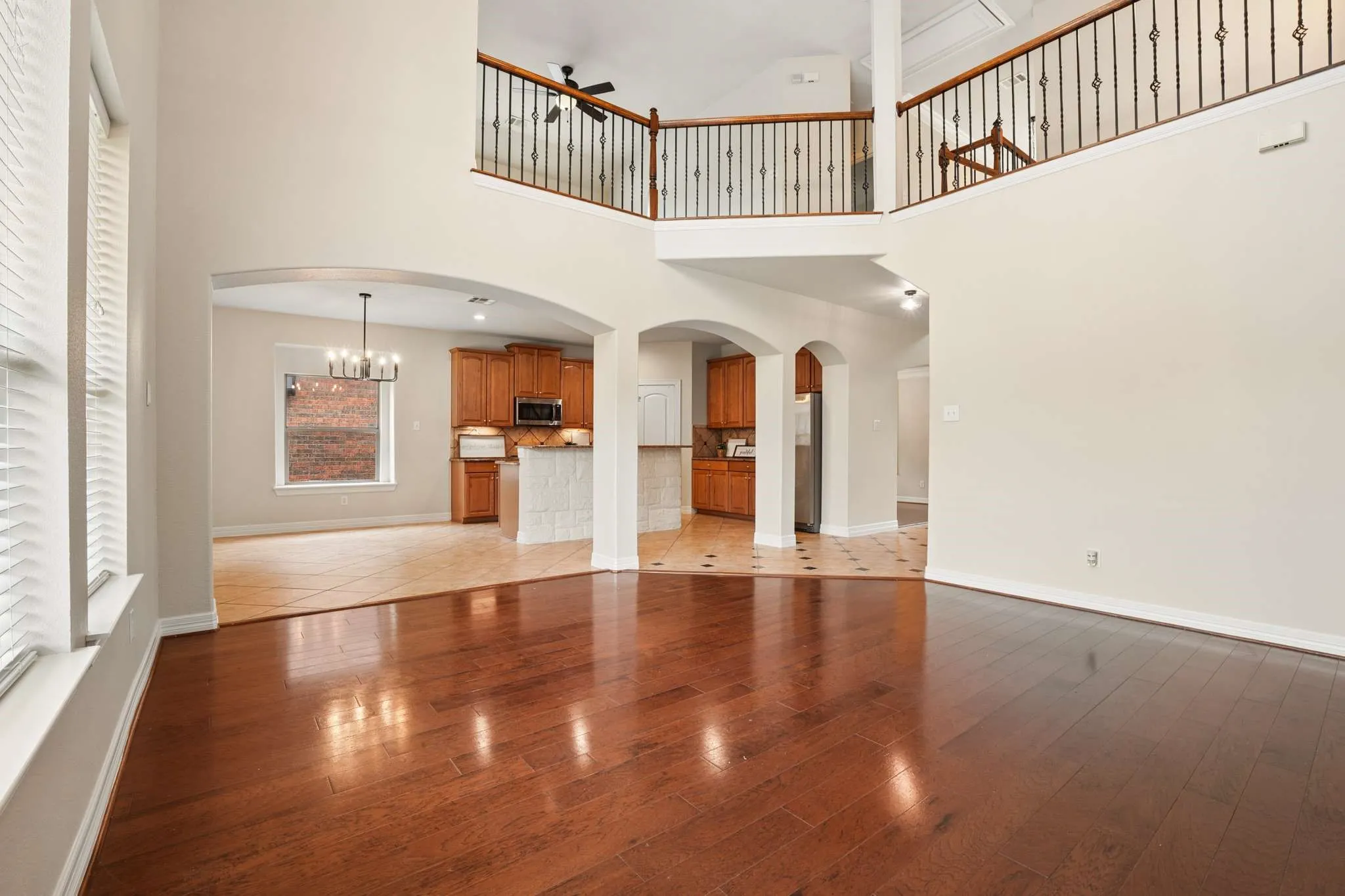 Single Family Residence For Sale in Collin County , 3512 Black Gold Drive, Mc Kinney, Texas 75070, 4 Bedroom, 3 Bathroom, 2 Garage spaces, 2,797 Sqft, built in 2006, mls#21312773, Real Estate Agent in Mc Kinney, Homes For Sale in Collin county, Homes For Sale in Mc Kinney, Realtor in Mc Kinney Texas, Real Estate Brokerage Independent Realty Texas, Luminita Cordes Realtor