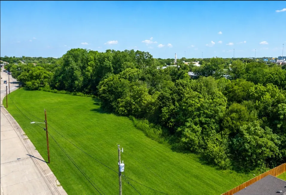 Unimproved Land For Sale in Dallas County , 3316-3330 S Tyler Street, Dallas, Texas 75224, 0, 0, Garage spaces, 0 Sqft, built in 0, mls#21313370, Real Estate Agent in Dallas, Homes For Sale in Dallas county, Homes For Sale in Dallas, Realtor in Dallas Texas, Real Estate Brokerage Independent Realty Texas, Luminita Cordes Realtor