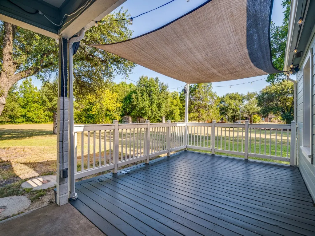 Single Family Residence For Rent in Dallas County , 5610 Lyons Road, Garland, Texas 75043, 2 Bedroom, 1 Bathroom, Garage spaces, 1,027 Sqft, built in 1952, mls#21313396, Real Estate Agent in Garland, Homes For Rent in Dallas county, Homes For Rent in Garland, Realtor in Garland Texas, Real Estate Brokerage Independent Realty Texas, Luminita Cordes Realtor