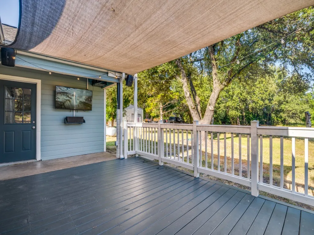Single Family Residence For Rent in Dallas County , 5610 Lyons Road, Garland, Texas 75043, 2 Bedroom, 1 Bathroom, Garage spaces, 1,027 Sqft, built in 1952, mls#21313396, Real Estate Agent in Garland, Homes For Rent in Dallas county, Homes For Rent in Garland, Realtor in Garland Texas, Real Estate Brokerage Independent Realty Texas, Luminita Cordes Realtor