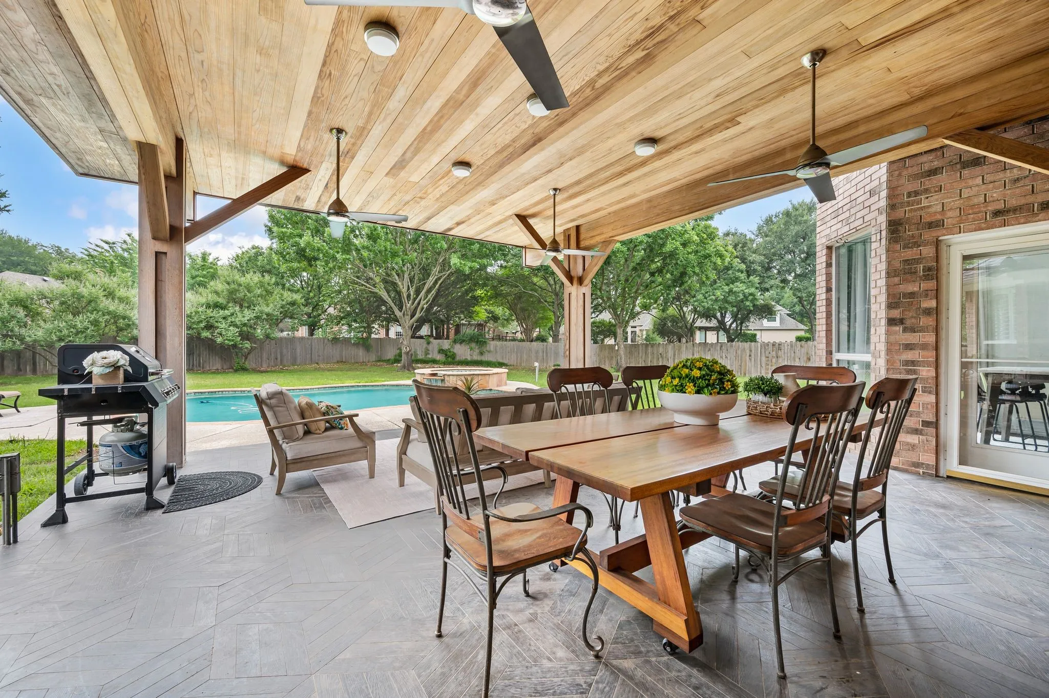 Single Family Residence For Sale in Tarrant County , 1029 Westover Trail, Keller, Texas 76248, 4 Bedroom, 5 Bathroom, 3 Garage spaces, 4,342 Sqft, built in 1993, mls#21313425, Real Estate Agent in Keller, Homes For Sale in Tarrant county, Homes For Sale in Keller, Realtor in Keller Texas, Real Estate Brokerage Independent Realty Texas, Luminita Cordes Realtor