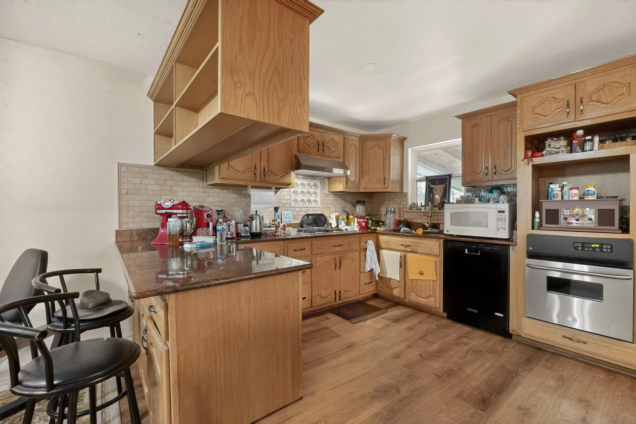 Single Family Residence For Sale in Dallas County , 12207 Queen Drive, Balch Springs, Texas 75180, 4 Bedroom, 2 Bathroom, Garage spaces, 1,612 Sqft, built in 1971, mls#21294231, Real Estate Agent in Balch Springs, Homes For Sale in Dallas county, Homes For Sale in Balch Springs, Realtor in Balch Springs Texas, Real Estate Brokerage Independent Realty Texas, Luminita Cordes Realtor
