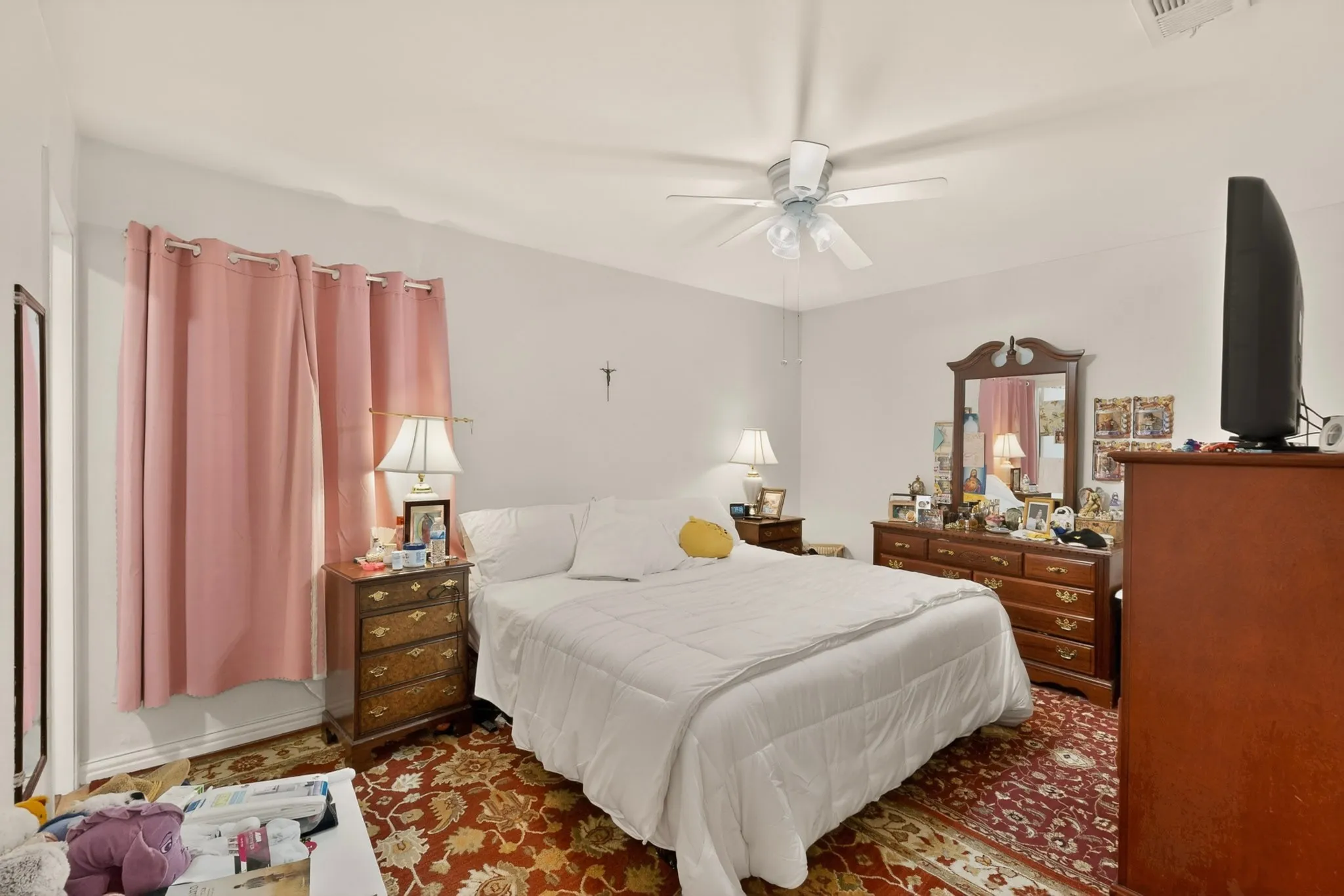 Single Family Residence For Sale in Dallas County , 12207 Queen Drive, Balch Springs, Texas 75180, 4 Bedroom, 2 Bathroom, Garage spaces, 1,612 Sqft, built in 1971, mls#21294231, Real Estate Agent in Balch Springs, Homes For Sale in Dallas county, Homes For Sale in Balch Springs, Realtor in Balch Springs Texas, Real Estate Brokerage Independent Realty Texas, Luminita Cordes Realtor