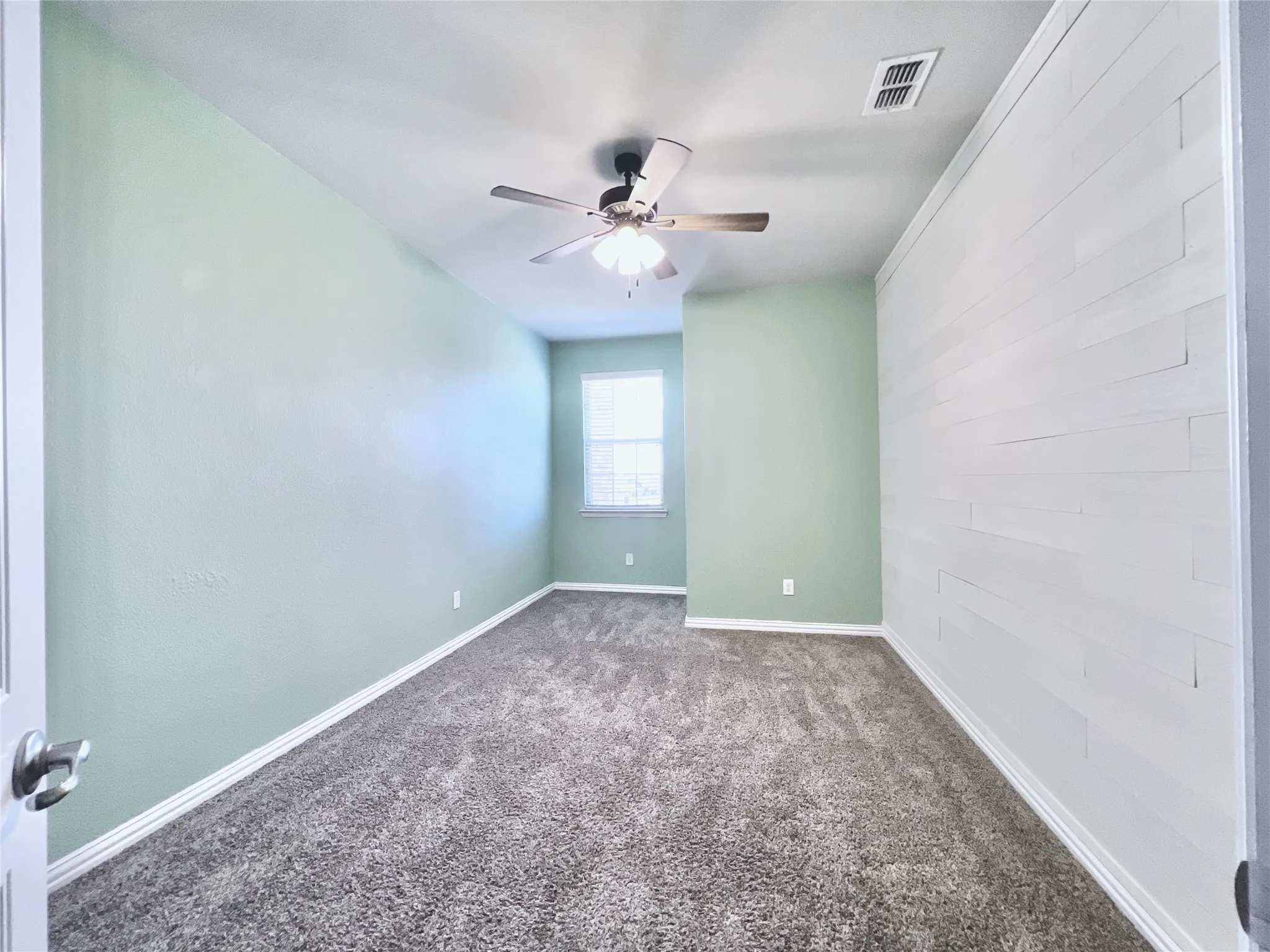 Single Family Residence For Rent in Tarrant County , 10036 Bodega Bay Road, Fort Worth, Texas 76177, 4 Bedroom, 3 Bathroom, 2 Garage spaces, 2,826 Sqft, built in 2017, mls#21313427, Real Estate Agent in Fort Worth, Homes For Rent in Tarrant county, Homes For Rent in Fort Worth, Realtor in Fort Worth Texas, Real Estate Brokerage Independent Realty Texas, Luminita Cordes Realtor