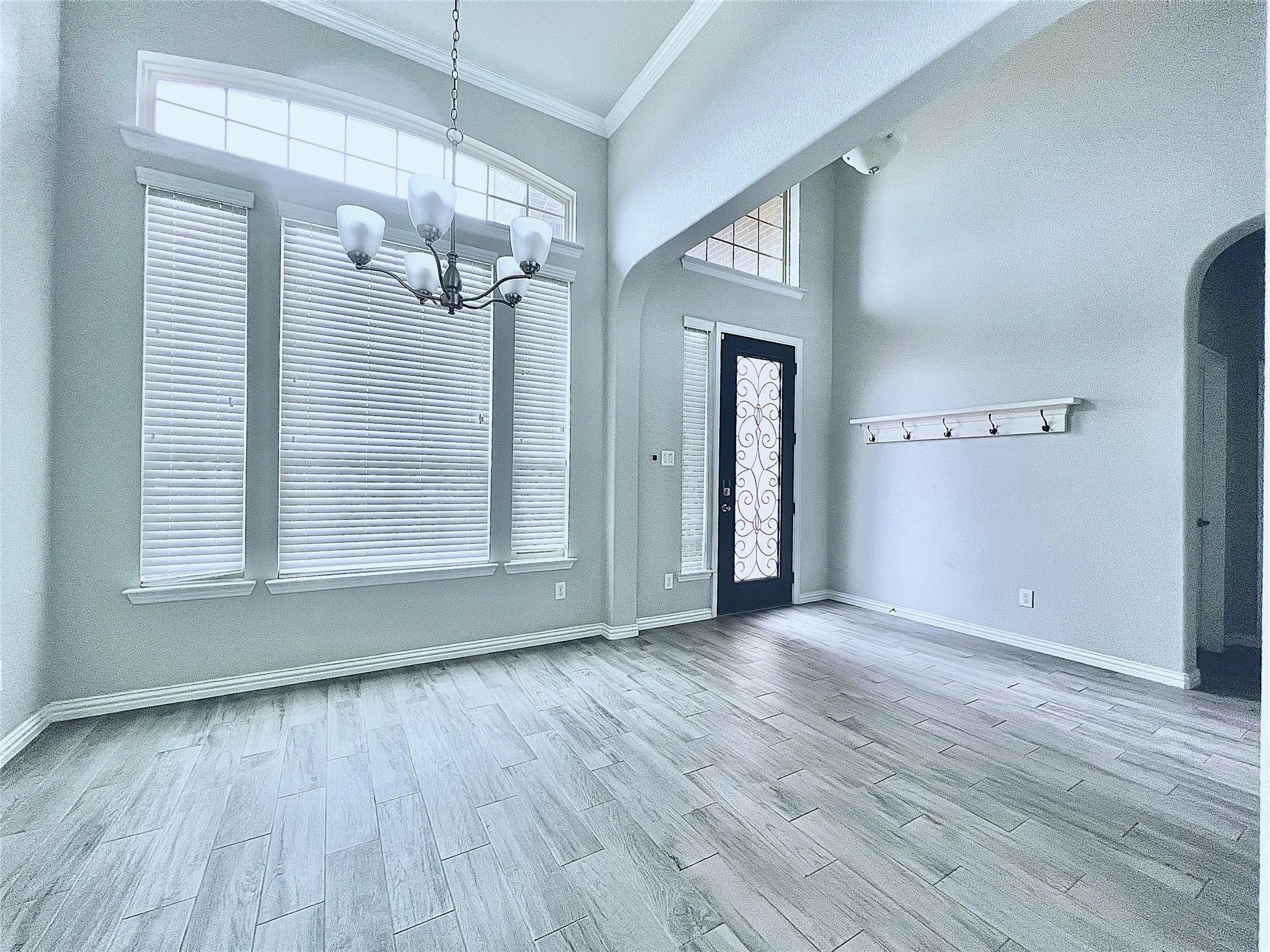 Single Family Residence For Rent in Tarrant County , 10036 Bodega Bay Road, Fort Worth, Texas 76177, 4 Bedroom, 3 Bathroom, 2 Garage spaces, 2,826 Sqft, built in 2017, mls#21313427, Real Estate Agent in Fort Worth, Homes For Rent in Tarrant county, Homes For Rent in Fort Worth, Realtor in Fort Worth Texas, Real Estate Brokerage Independent Realty Texas, Luminita Cordes Realtor